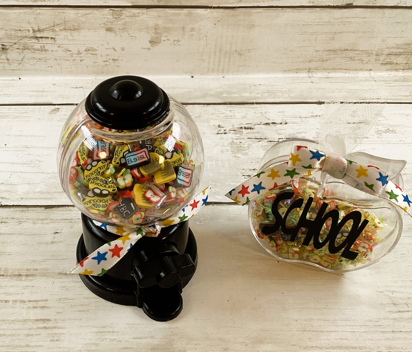 AGSD School Decor -Teacher Theme Gumball Apple-Shaker 2pc Set