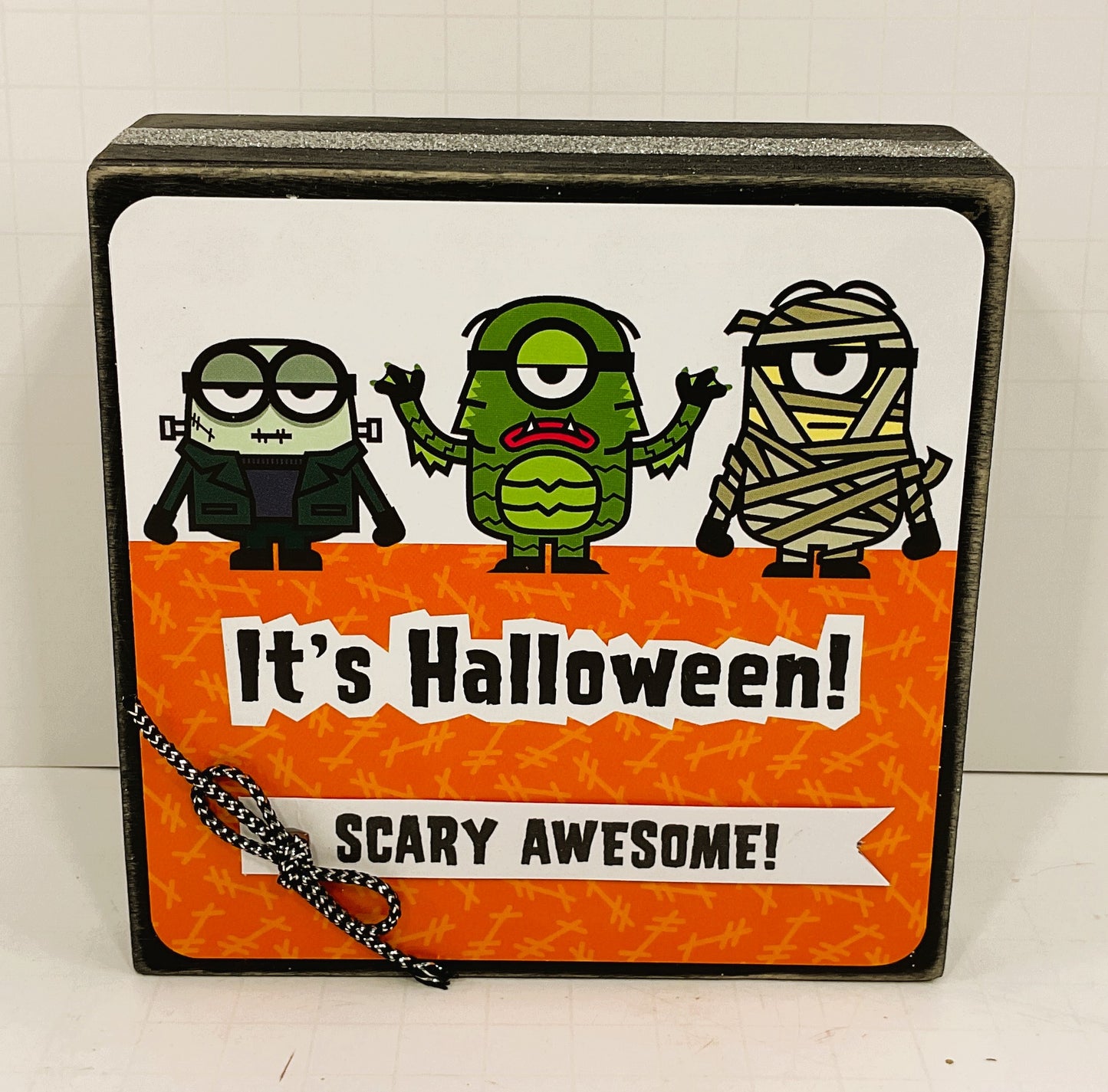 AGD Halloween Decor - Scary Awesome Cute Monster Box Sign