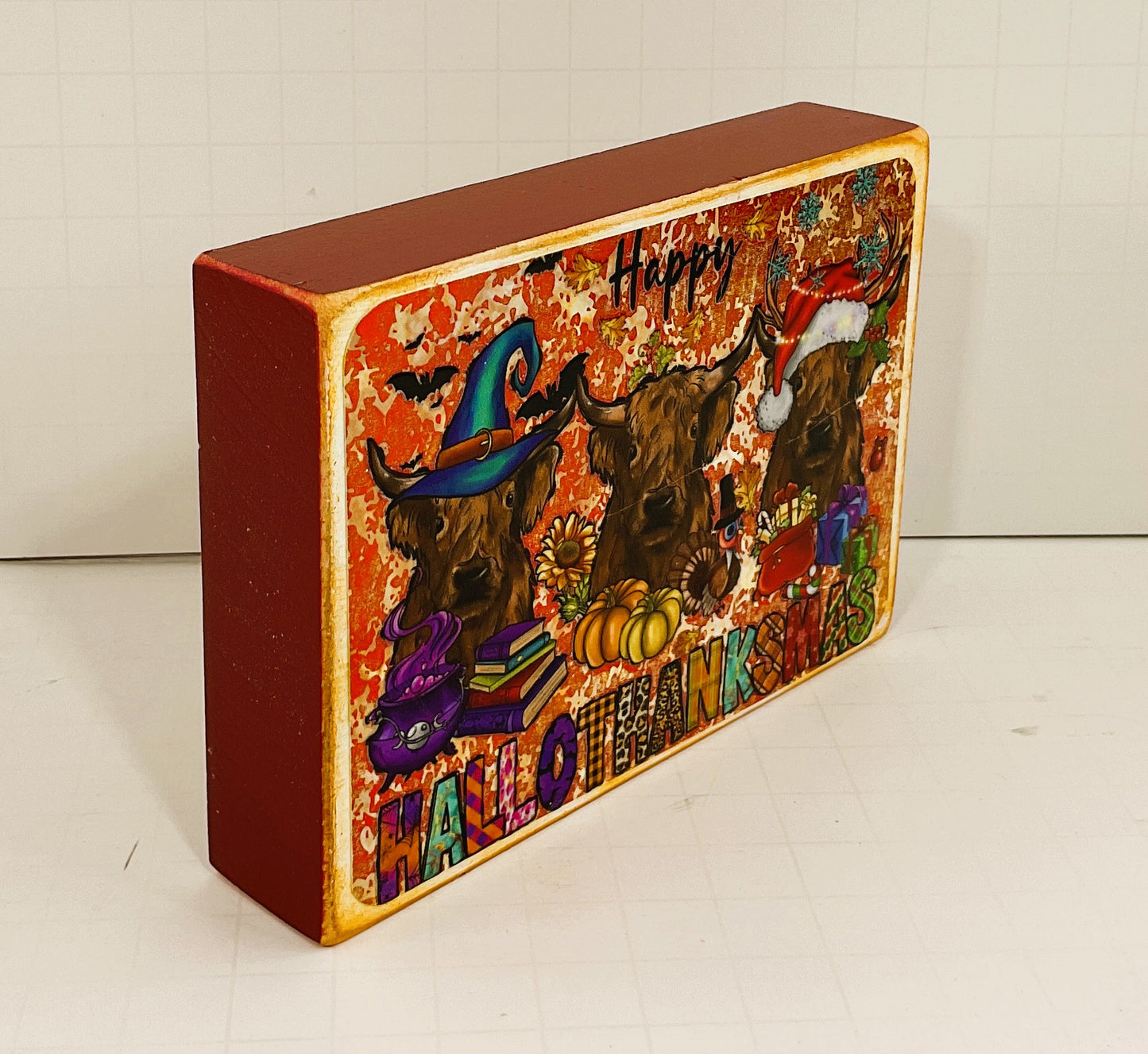 AGD Fall Decor - Highland Cow Hallothankmas Multi Seasonal Box Sign