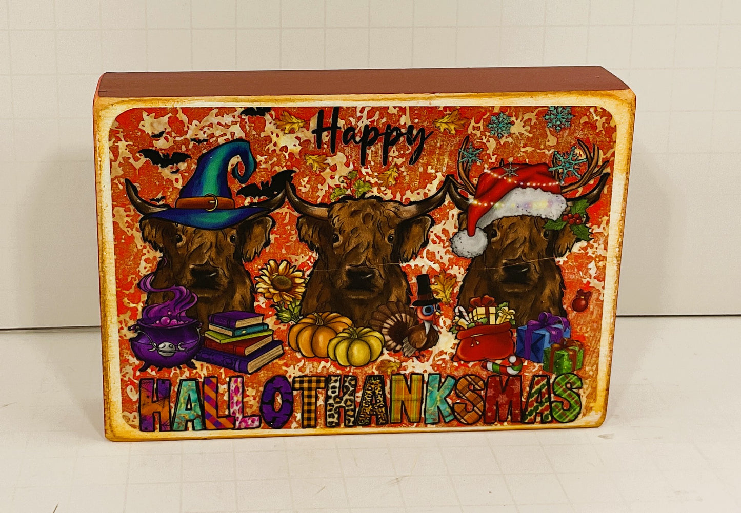 AGD Fall Decor - Highland Cow Hallothankmas Multi Seasonal Box Sign