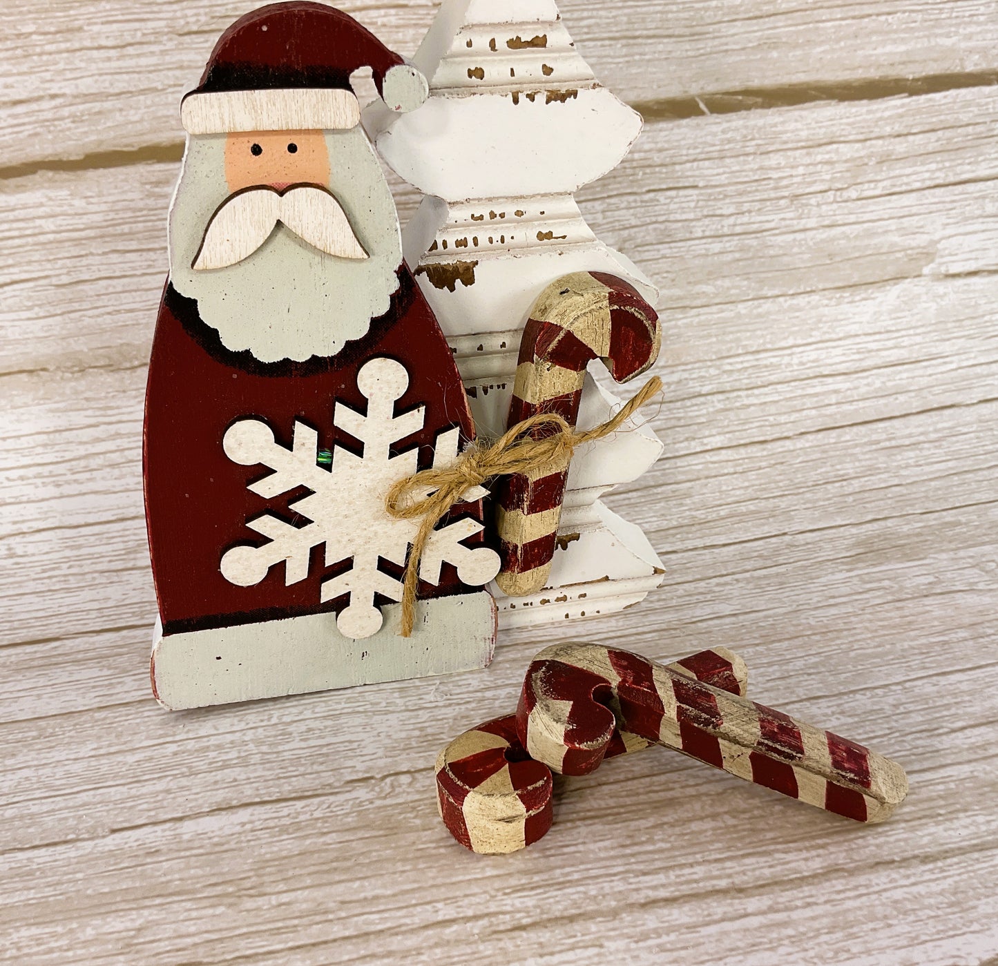 AGD Christmas Decor - Prim Santa Candy Cane Tree Set