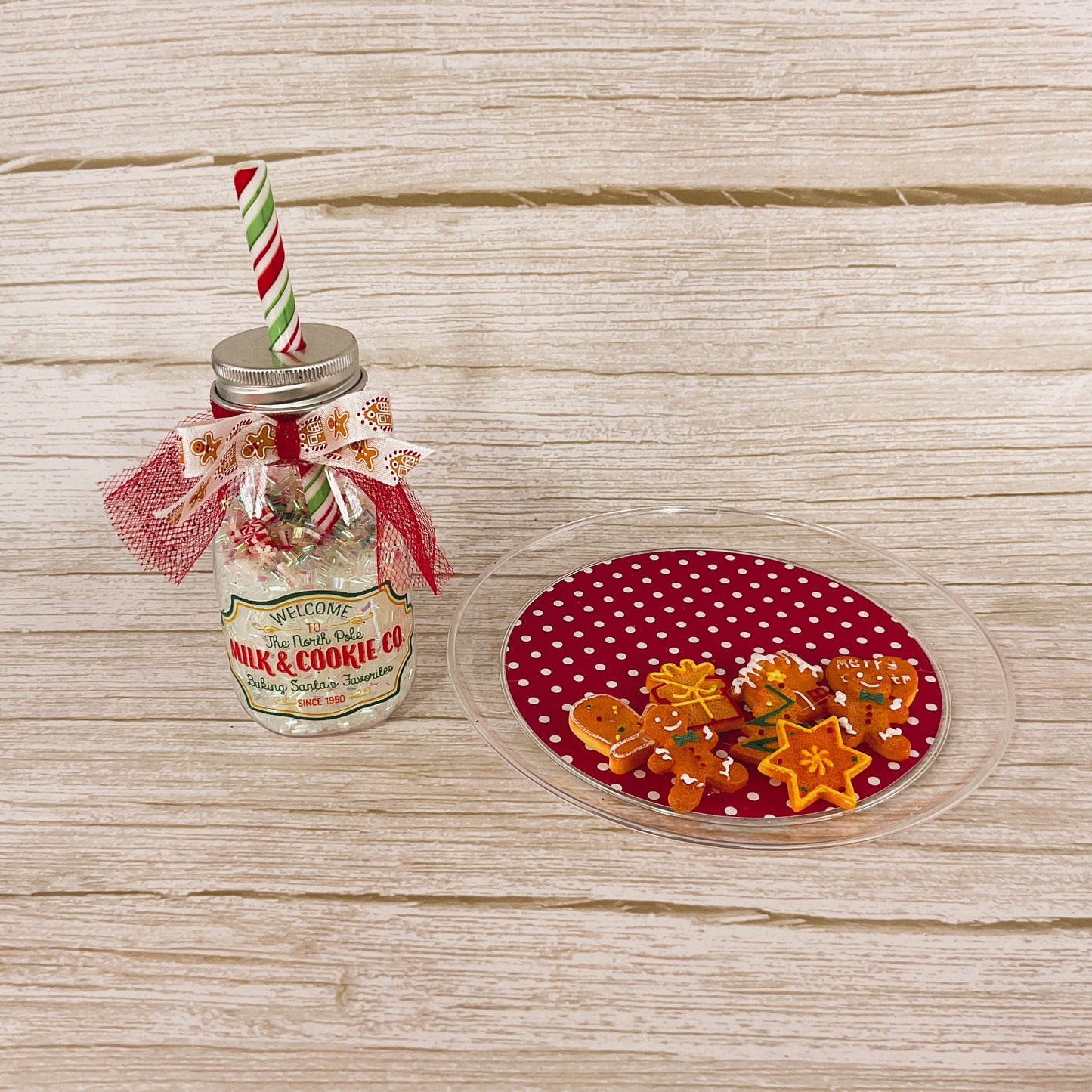 AGD Christmas Decor - Milk Bottle and Cookies Bundle Display 2pc Set