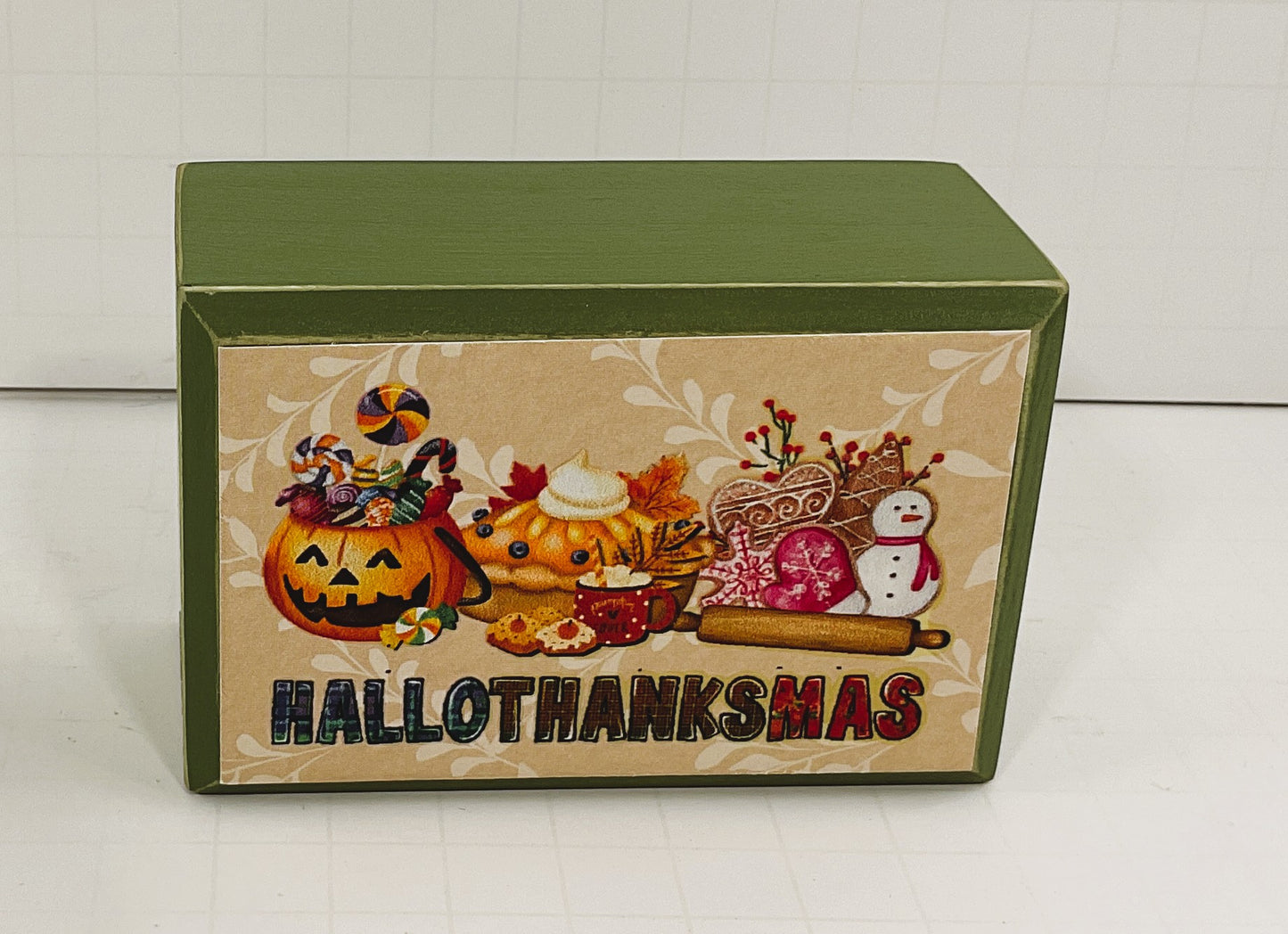 AGD Fall Decor - Pumpkin Gingerbread Hallothankmas Multi Seasonal Tier Tray Sign