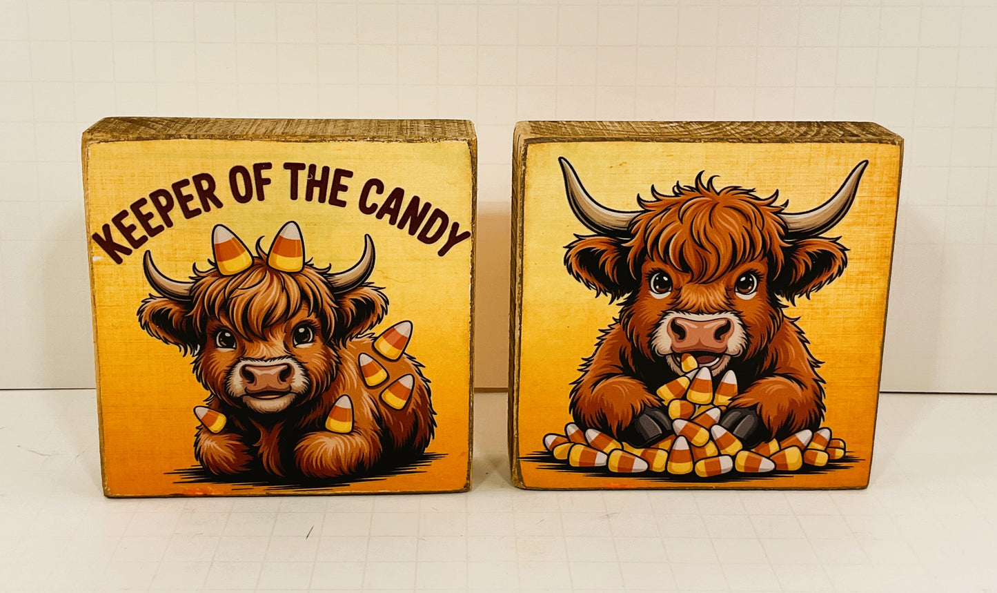 AGD Halloween Decor - Highland Cow Calico Cat Candy Corn Box Sign 2pc