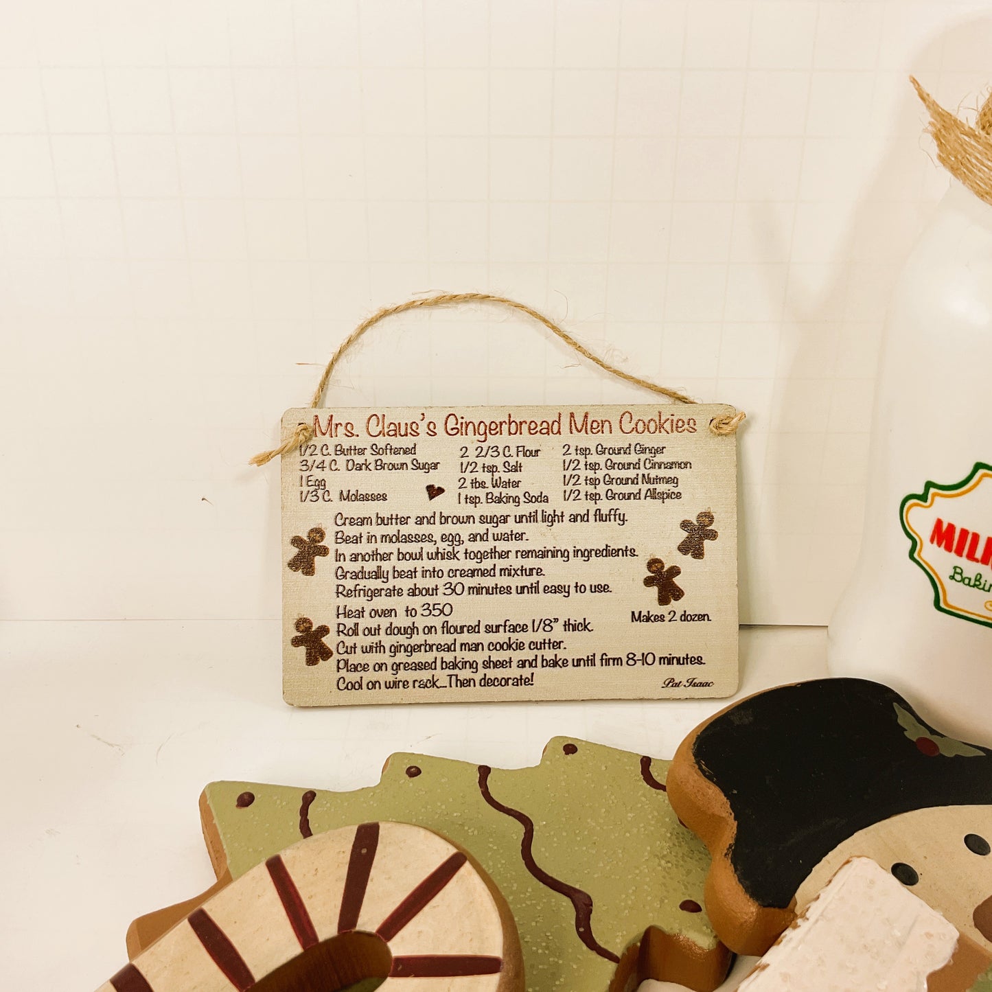 AGD Christmas Decor - Prim Milk Gingerbread Cookies for Santa Set