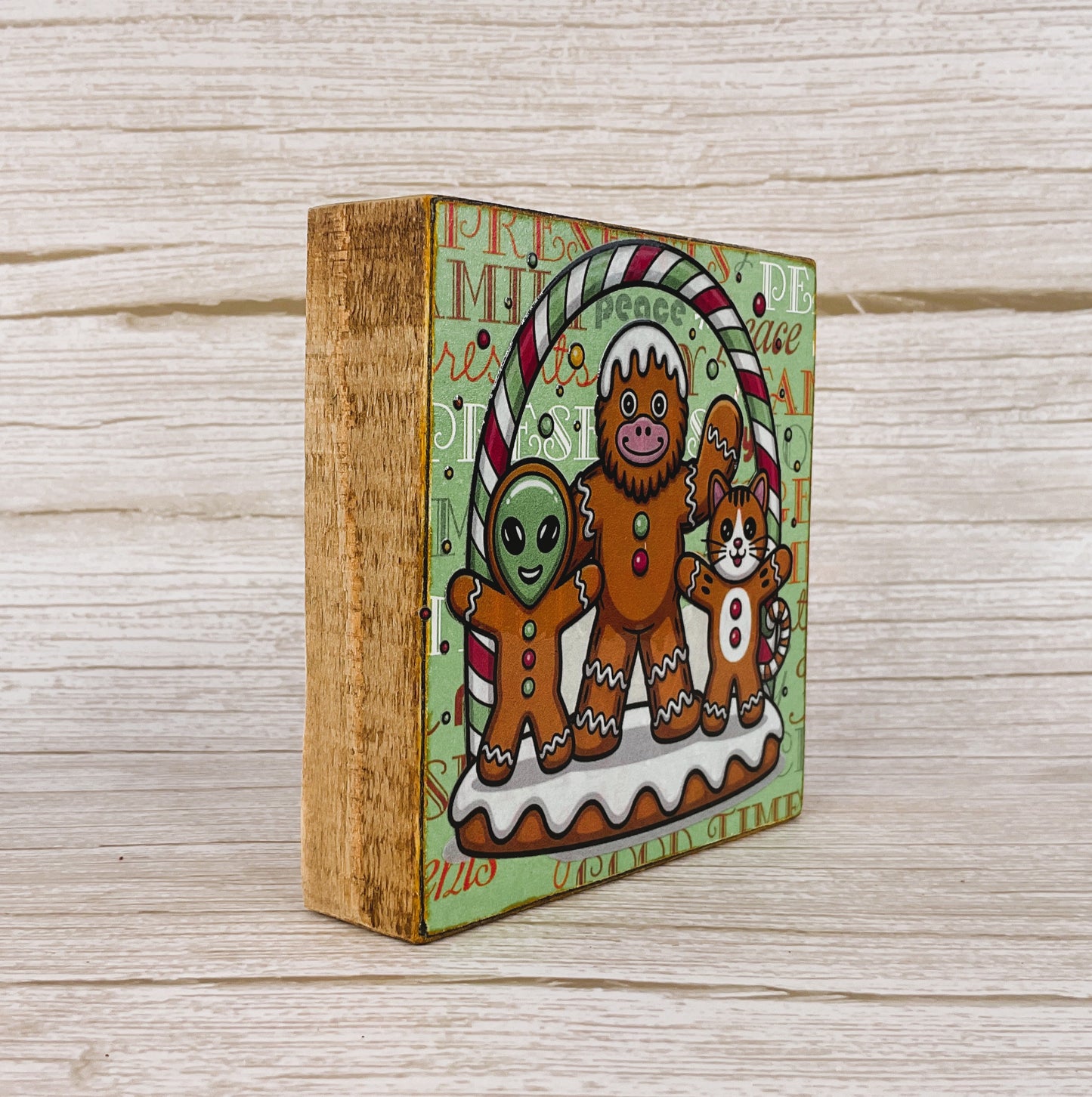 AGD Christmas Decor - Gingerbread Bigfoot Alien Small Block Sign