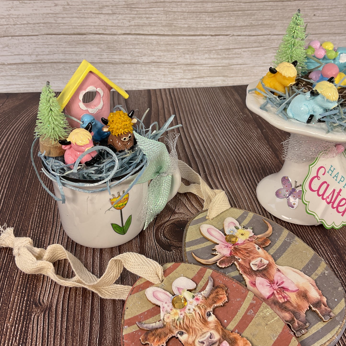 Easter Spring Decor – Micro Mini Highland Cow Cup & Riser Set