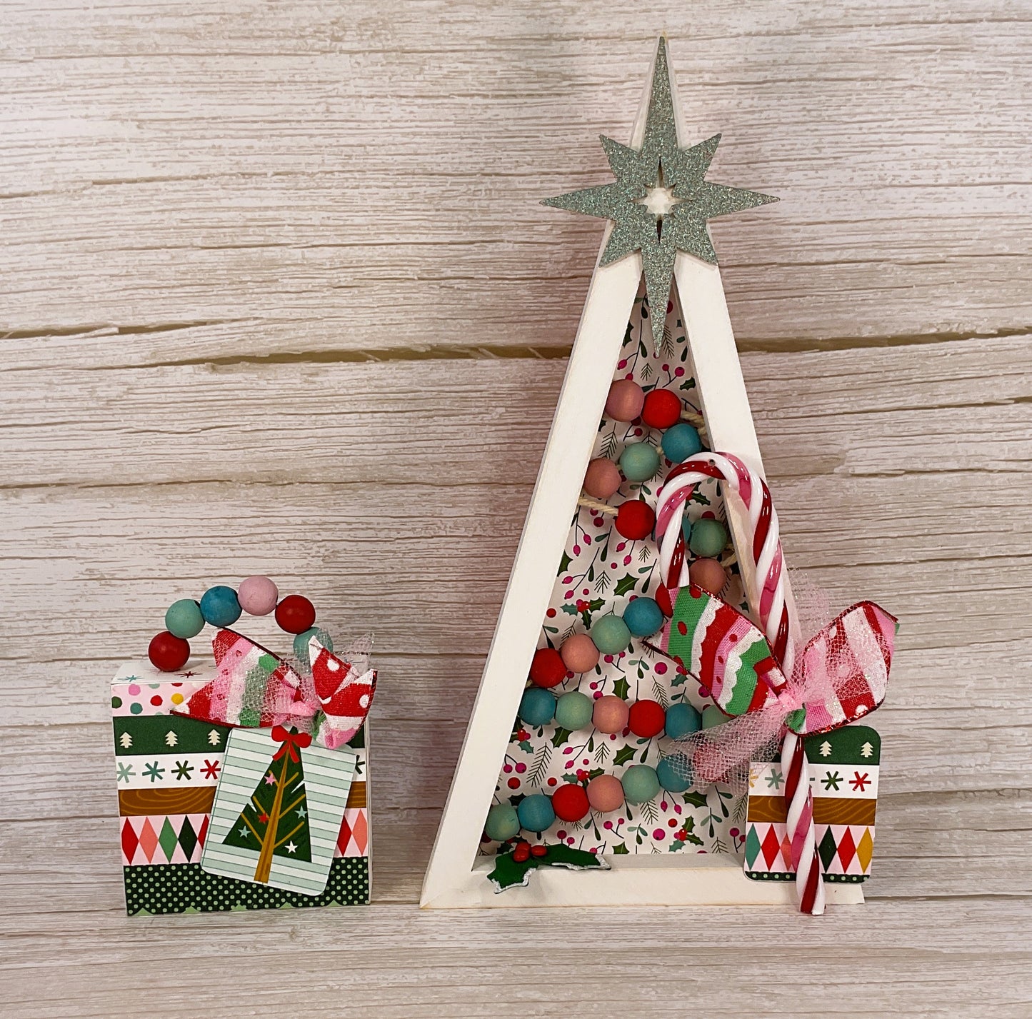 AGSD Christmas Decor - Pink Retro Beaded Wood Tree & Candy Cane Set 2 Piece