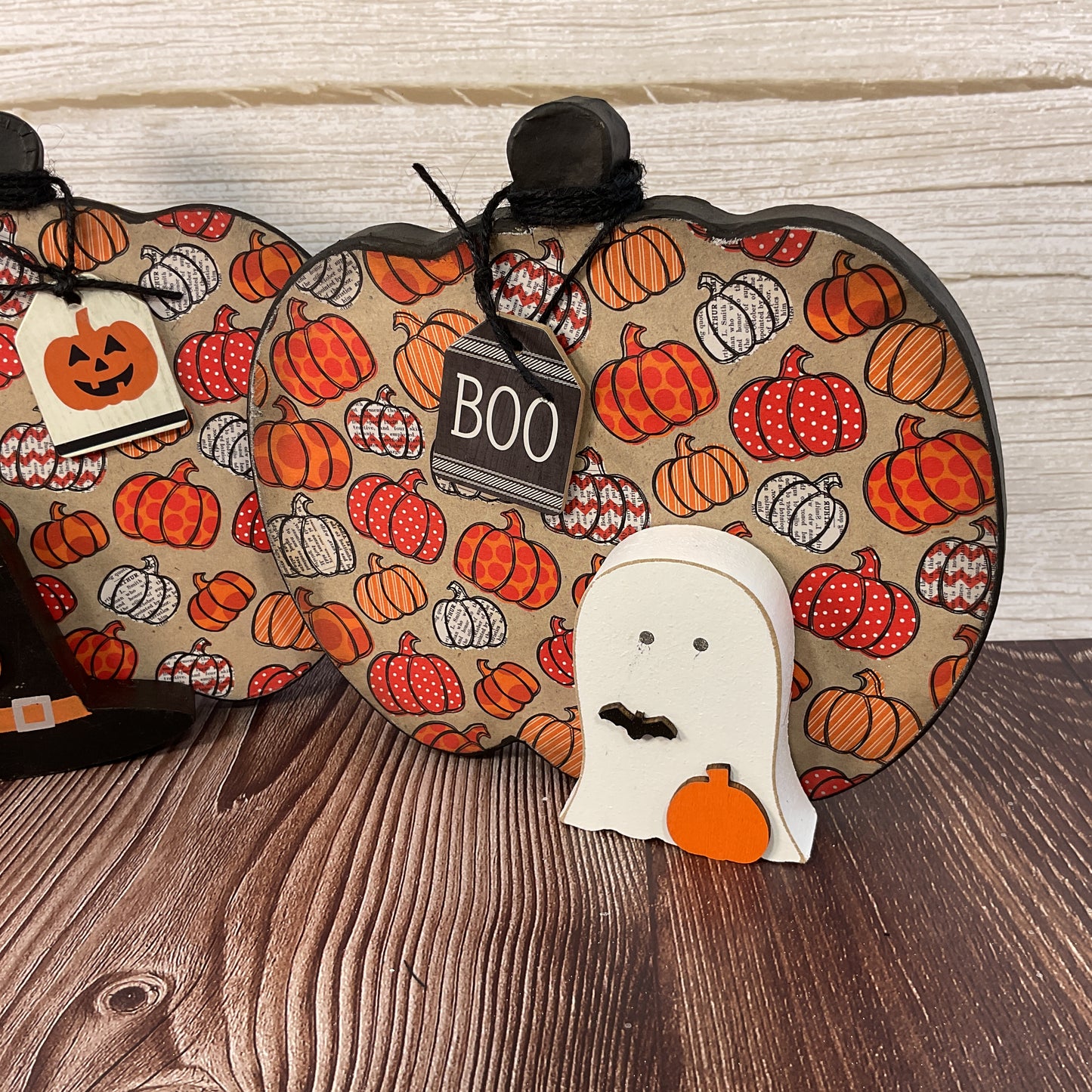 AGSD Halloween Decor - Farmhouse Paper Mache Pumpkins 2pc Set