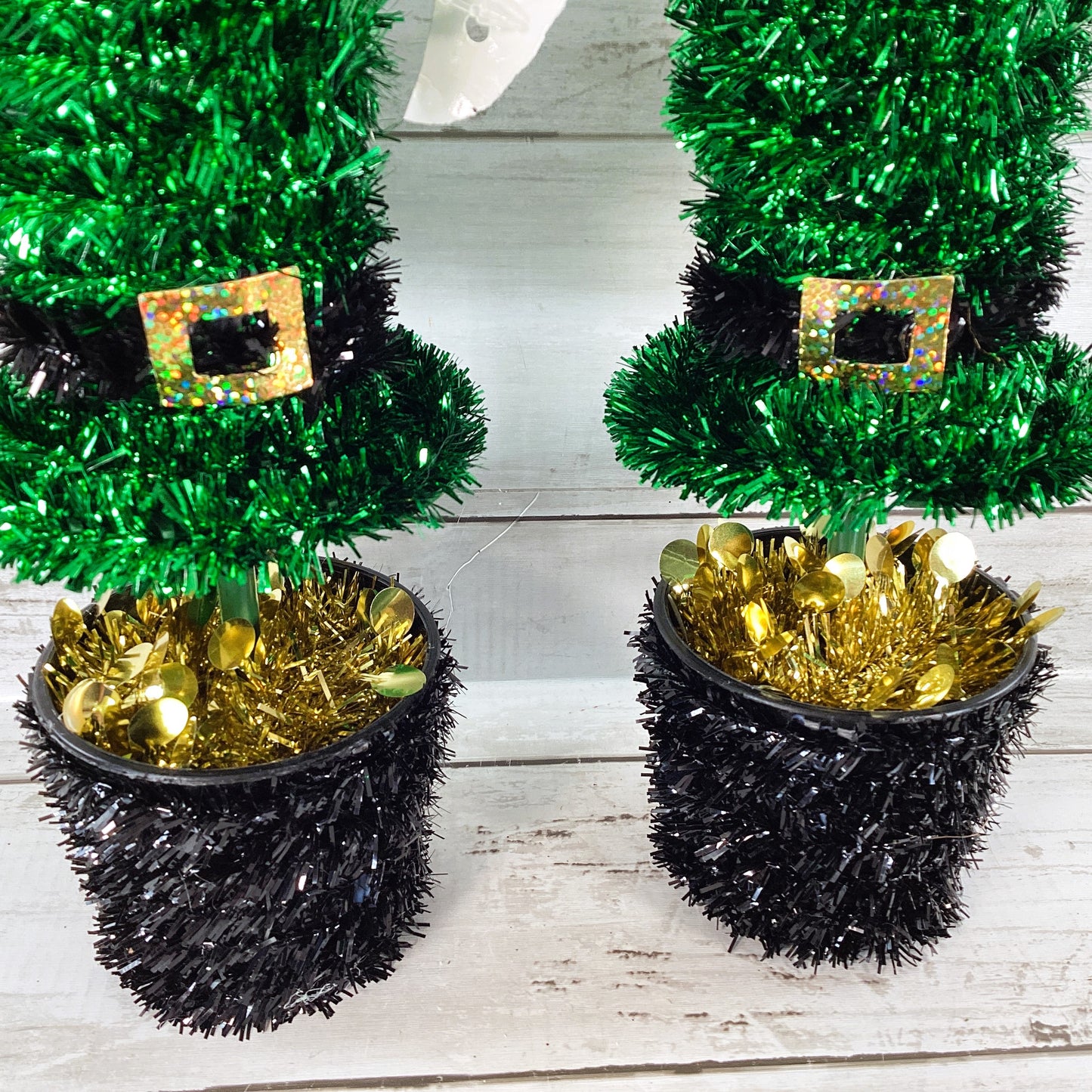 St Patrick's Day - Tinsel Tophat Pot of Gold Table Sitter 2pc