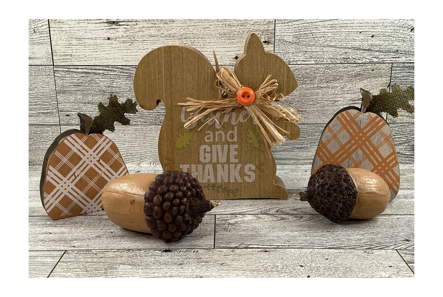AGD Fall Decor - Chunky Wood Give Thanks Squirrel Pumpkins Resin Acorns 5pc