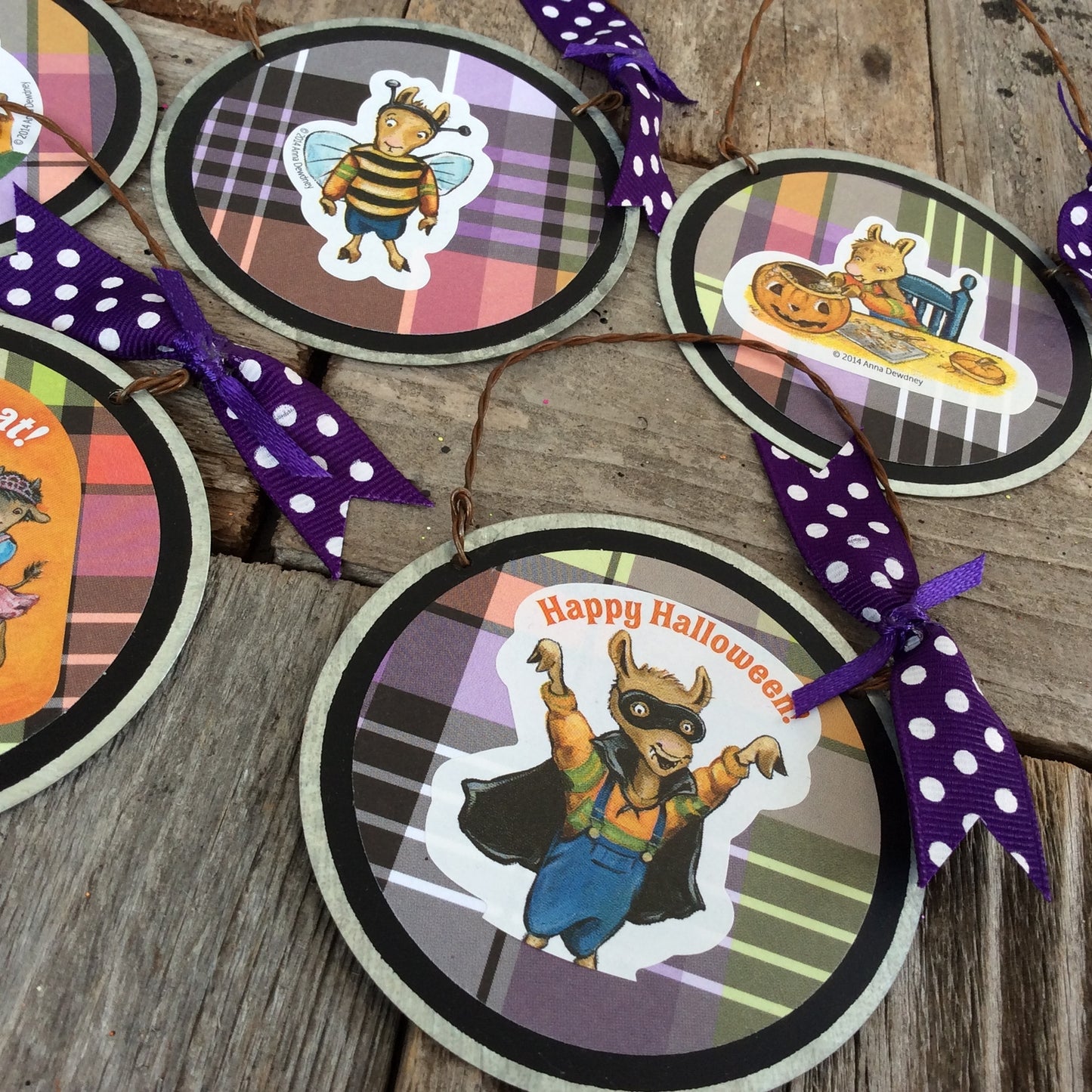 AGD Halloween Decor - Llama Costume Disc Ornaments 5pc Set