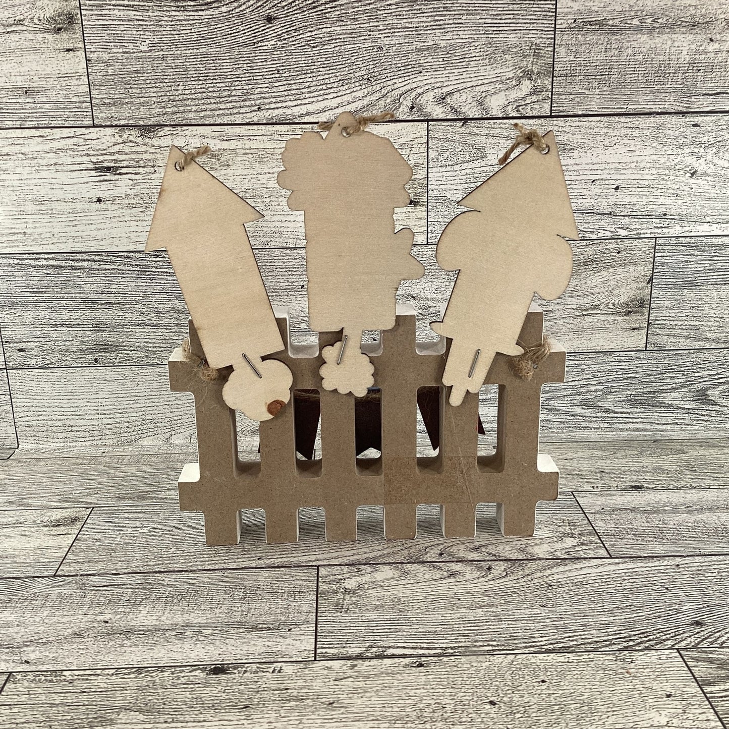 AGD Patriotic Decor - Chunky Wood USA Fireworks Fence Sitter