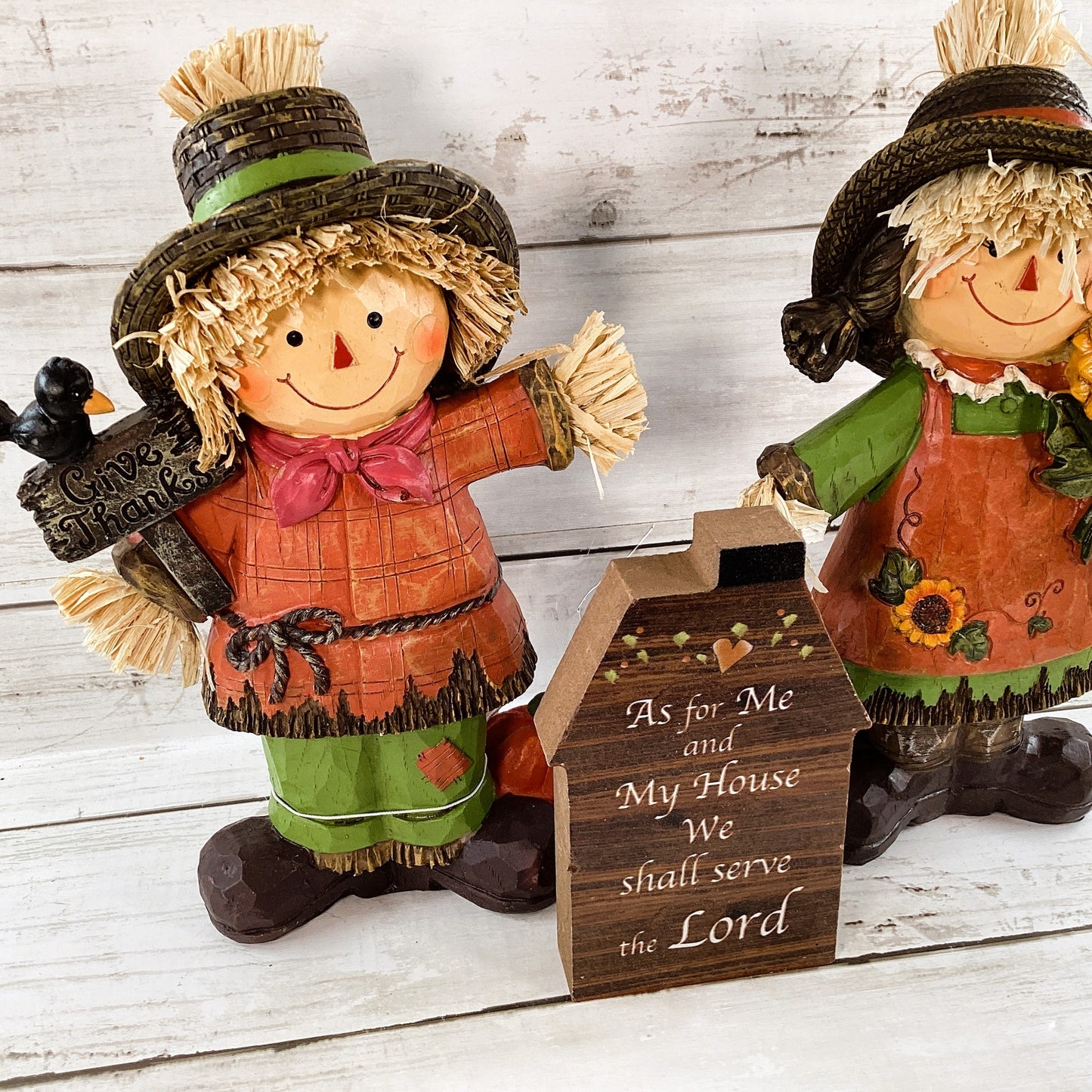 HL Fall Decor - Me and My House Cute Resin Scarecrow Couple 3pc Set