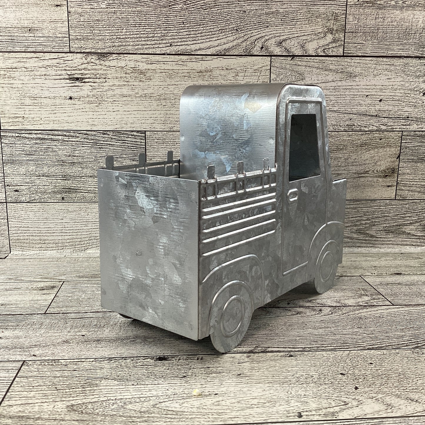 Craft Supply - Galvanized Metal Vintage Truck Plant Container 1pc