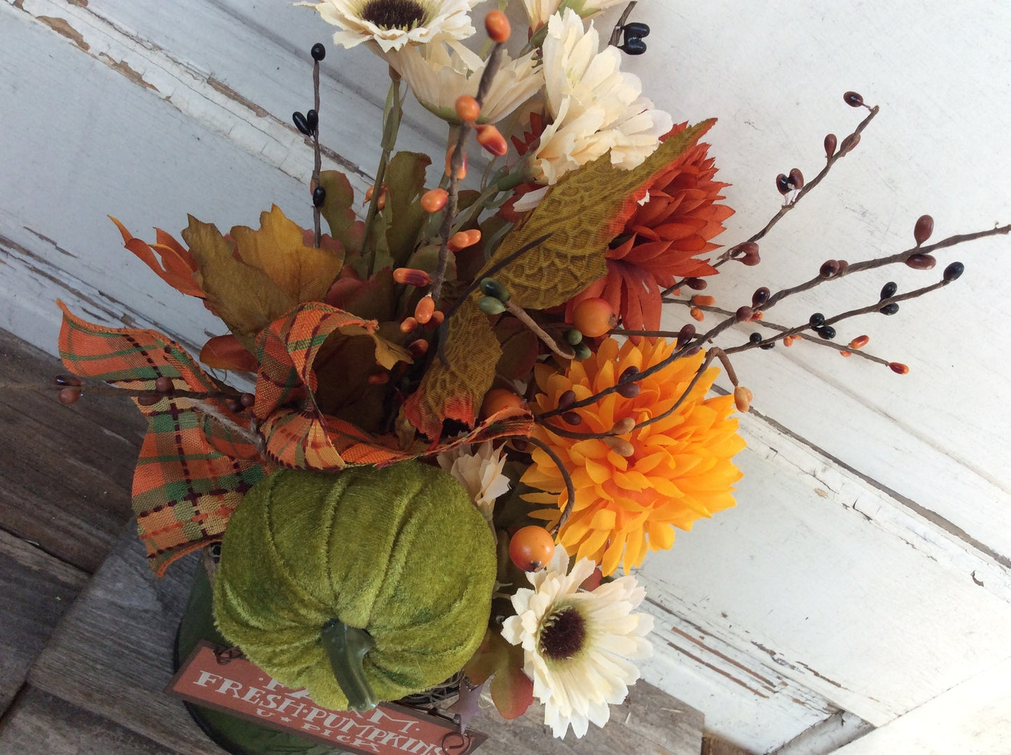 AGD Fall Decor - Farm Fresh Pumpkin Floral Metal Planter Centerpiece