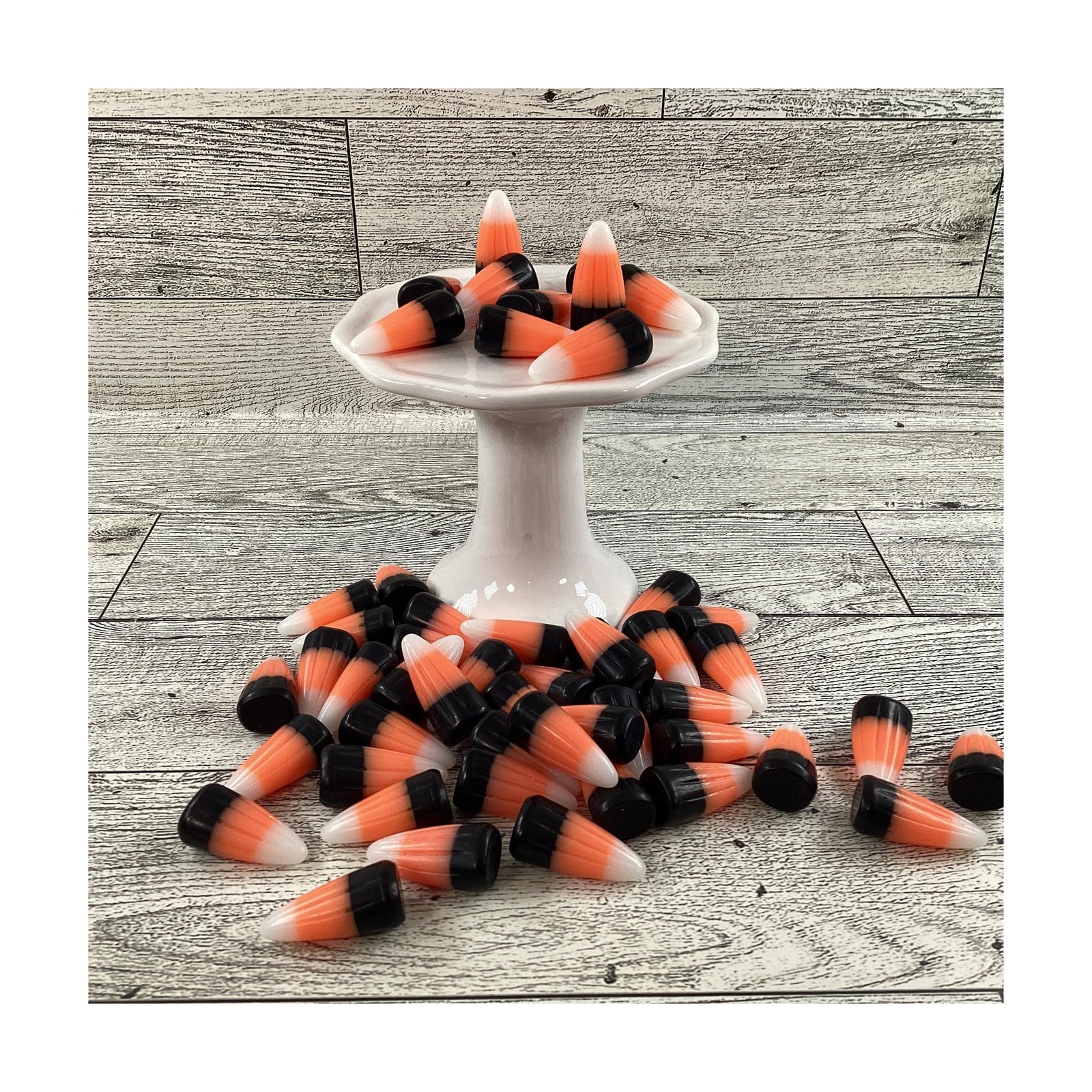 AGD Halloween Craft Supply - FAKE Resin White Orange Black Candy Corn