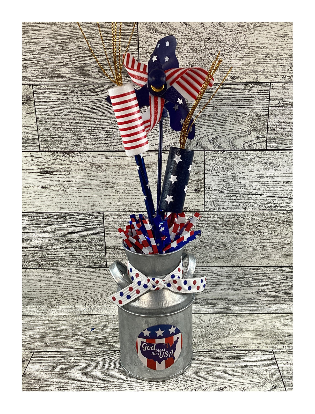 AGD Patriotic Decor - Chunky Wagon Firecrackers Metal Milk Can 2pc Set