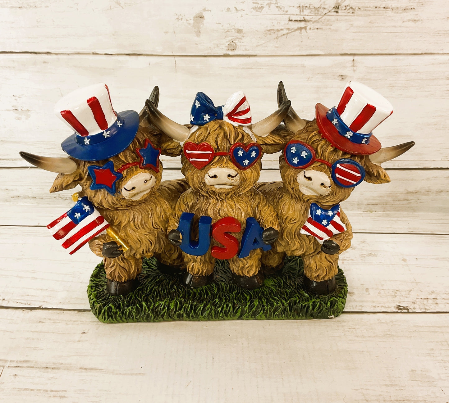 Patriotic Decor - July 4th Resin Highland Cow Trio Figurines w/Bonus Sign