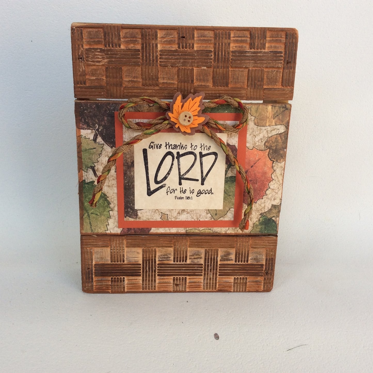 AGD Fall Decor - Give Thanks to the Lord Box Sign