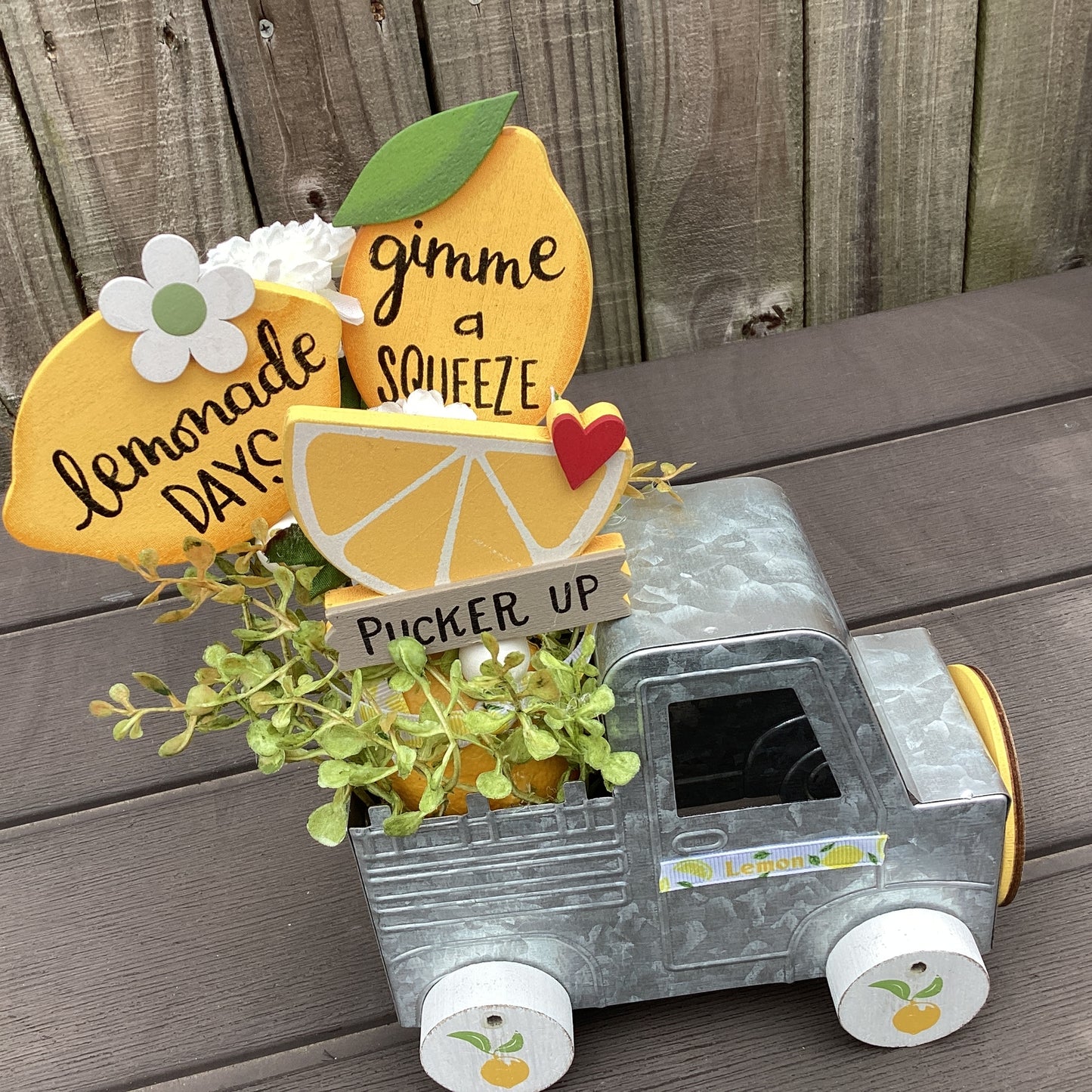 AGD Spring Decor - Lemonade Days Floral Galvanized Metal Truck Display