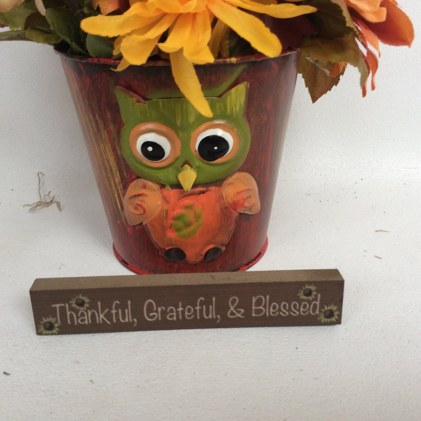 AGD Fall Decor - Owl Tin Filled Artificial Floral Display