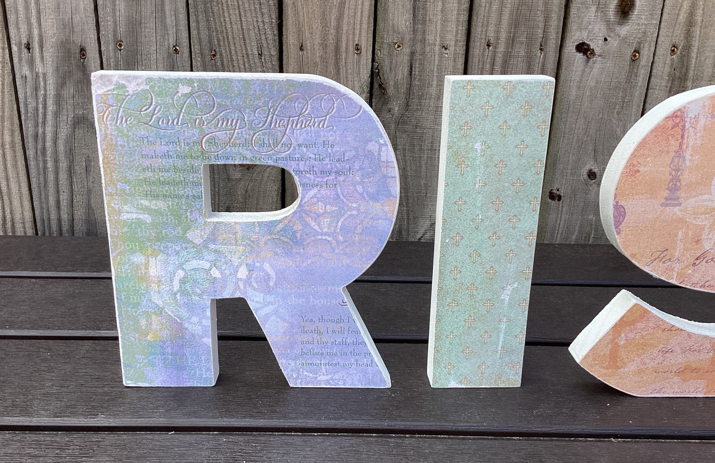 AGD Easter Decor - Primitive Wood RISEN Letter Word Tabletop Display