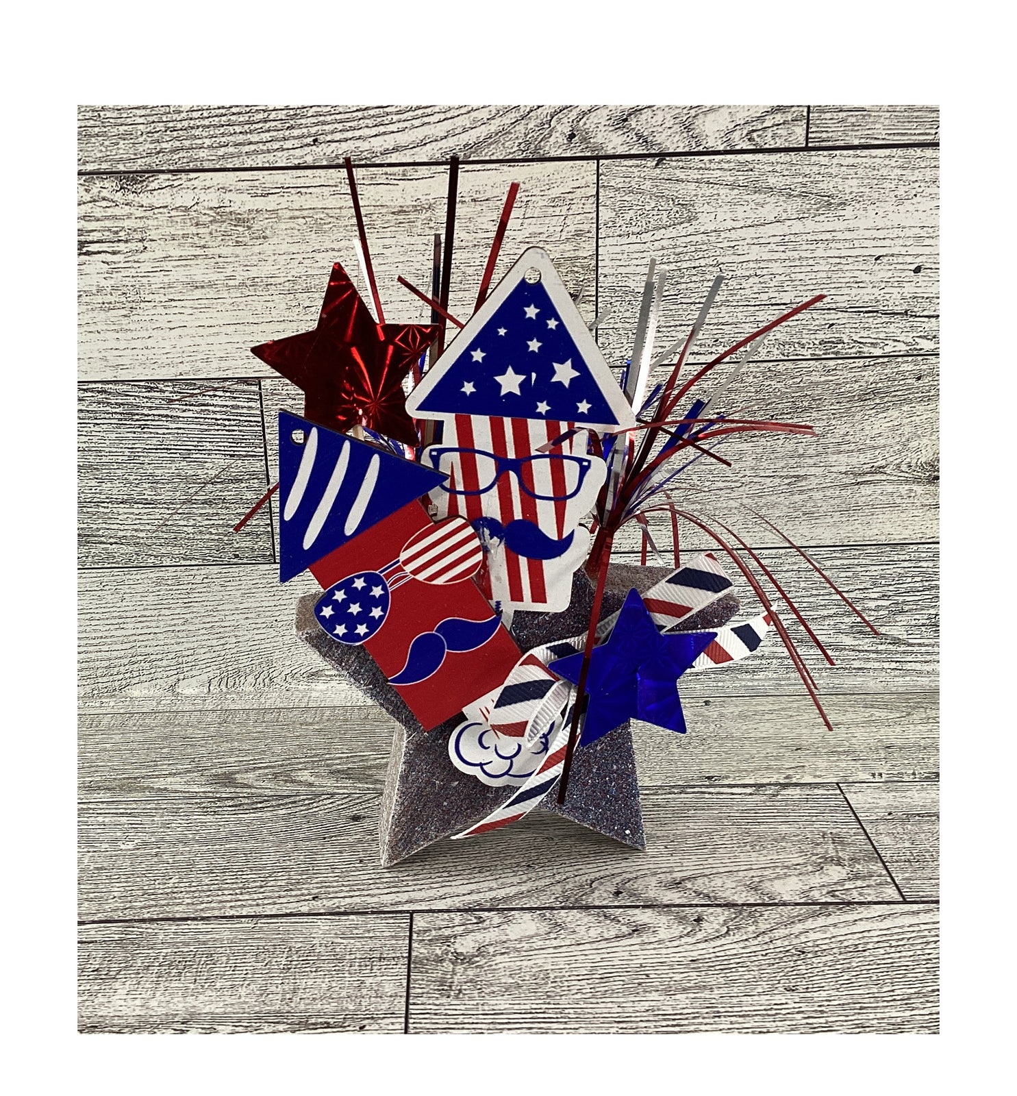 AGD Patriotic Decor - Fireworks Chunky Wood Star Sitter