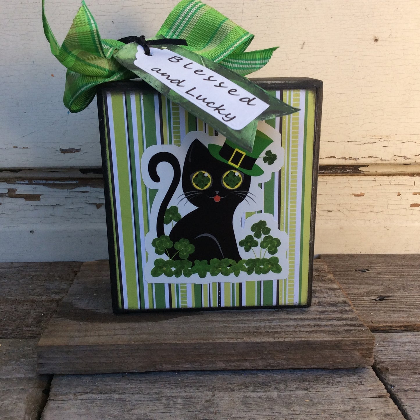 AGD St Patrick's Decor - Blessed and Lucky Kitty Kitten Cat Box Sign