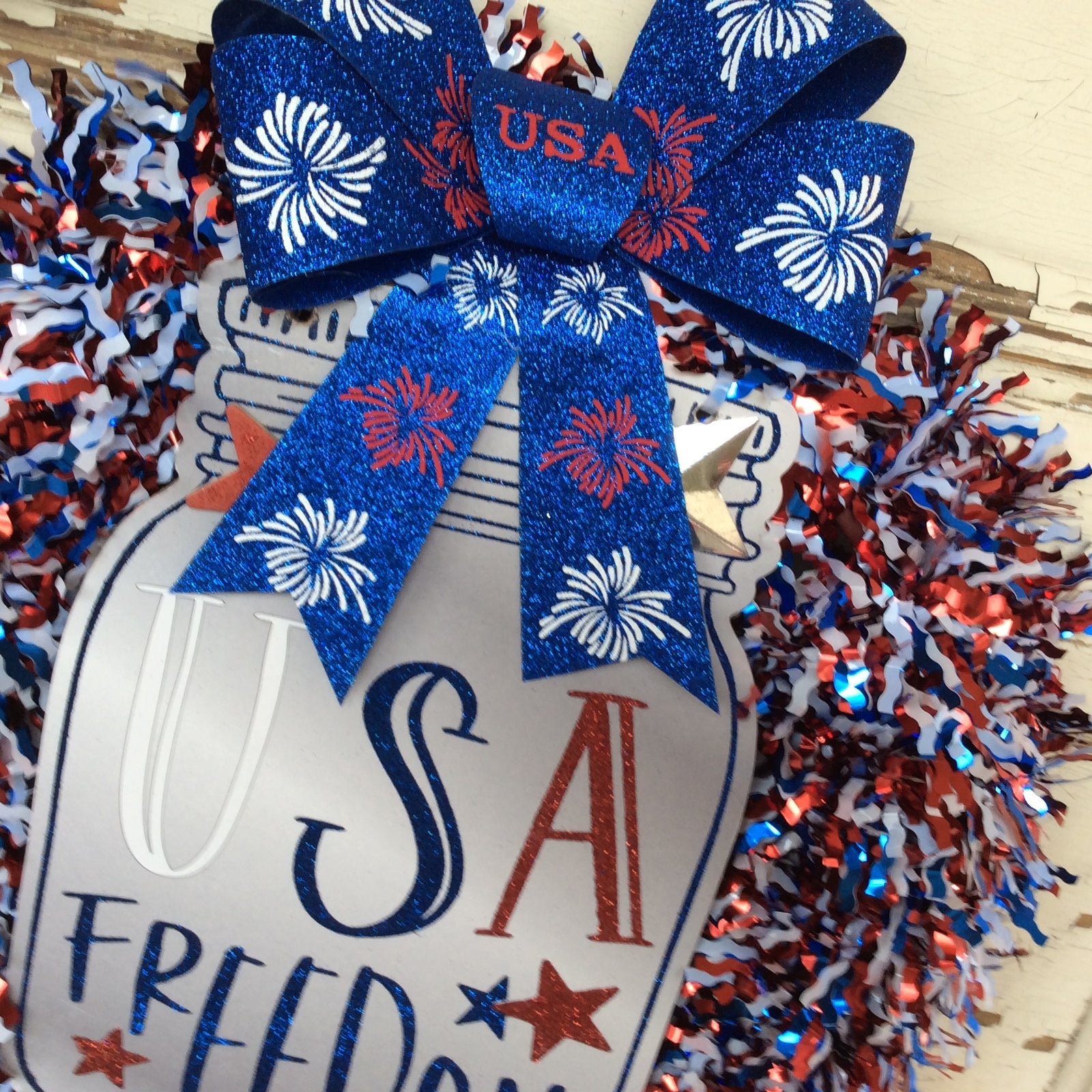 AGD Patriotic Decor -  USA Freedom Mason Jar Tinsel Wreath