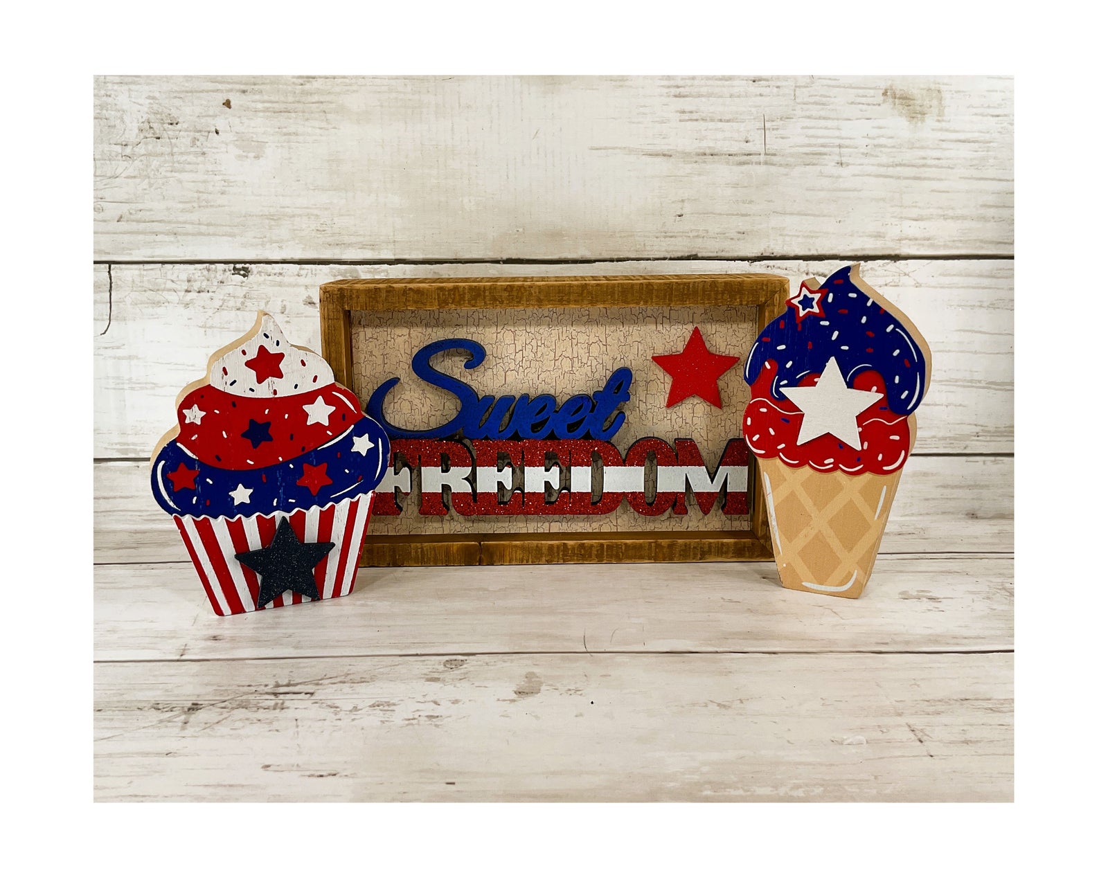 AGD Patriotic Decor - July 4th Sweet Freedom Cupcake Ice Cream 3pc