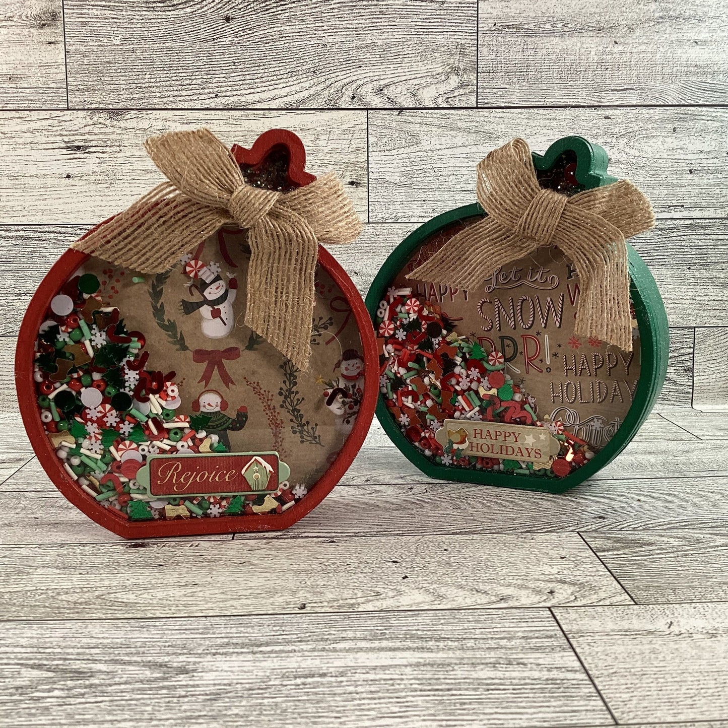 Christmas Decor - Ornament Shape Chunky Wood Dry Shaker 2pc Set