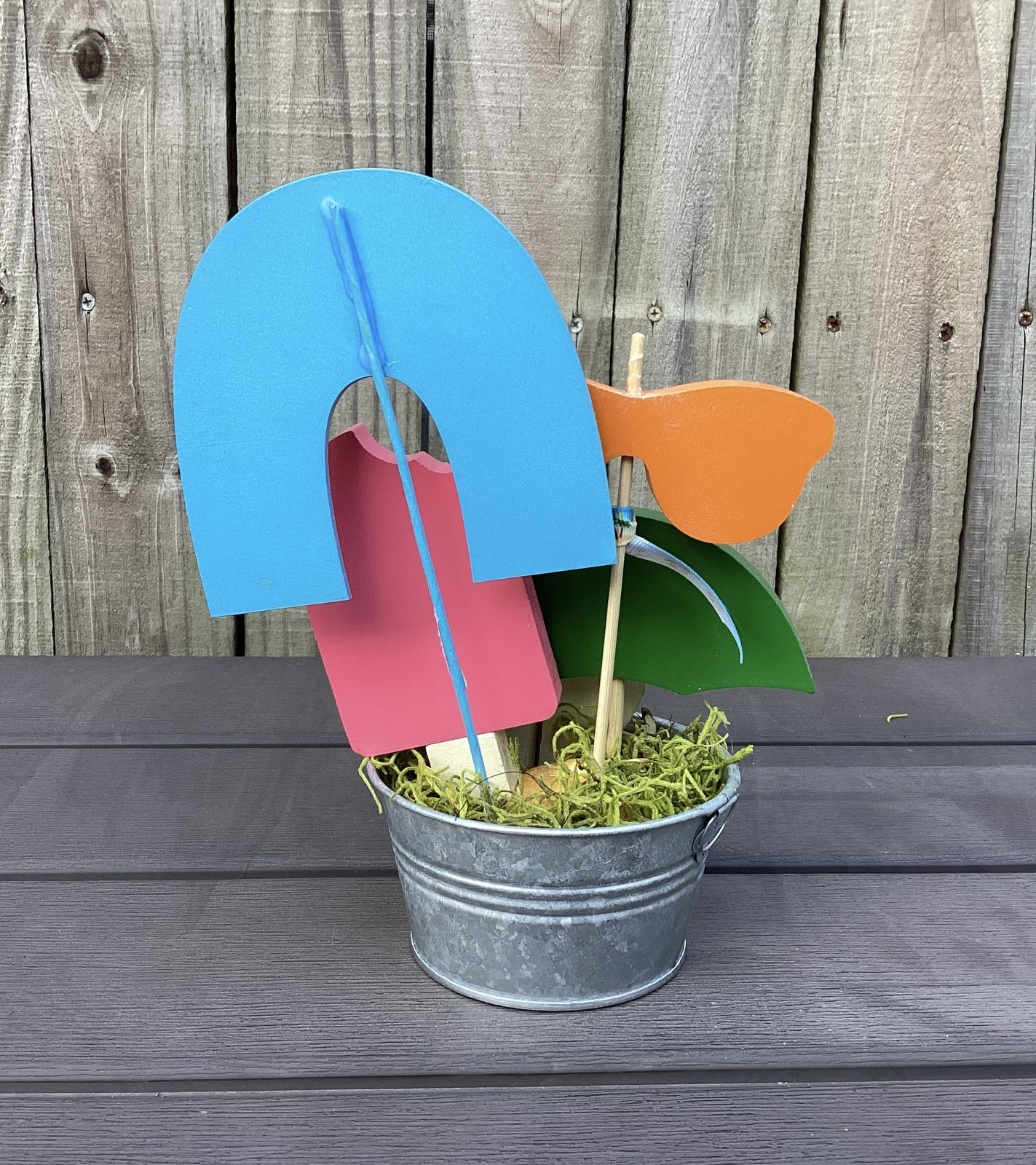 AGD Summer Decor - Hello Summer Beach Icon Galvanized Small Display