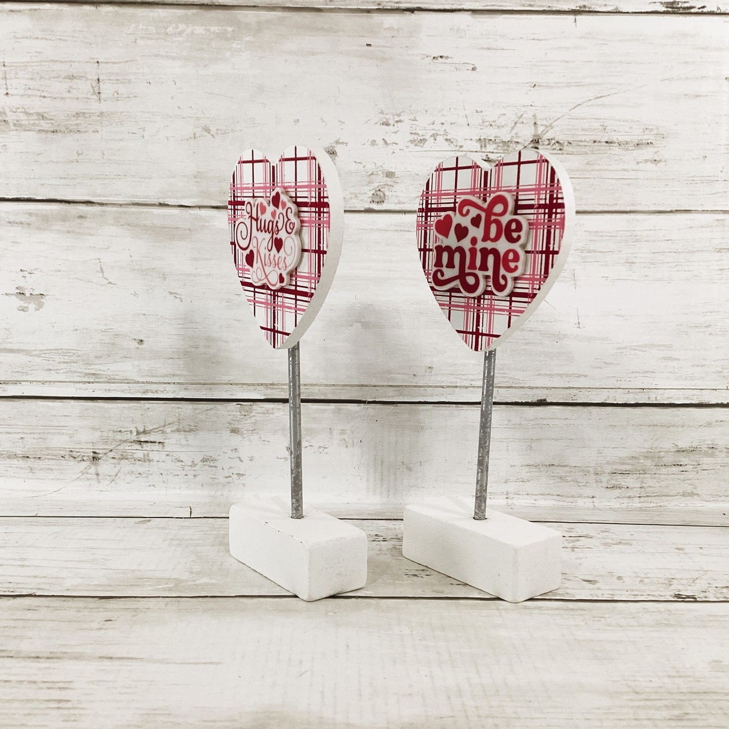 AGD Valentines Decor - Be Mine Hugs Kisses Heart Signs Tier Tray 2pc
