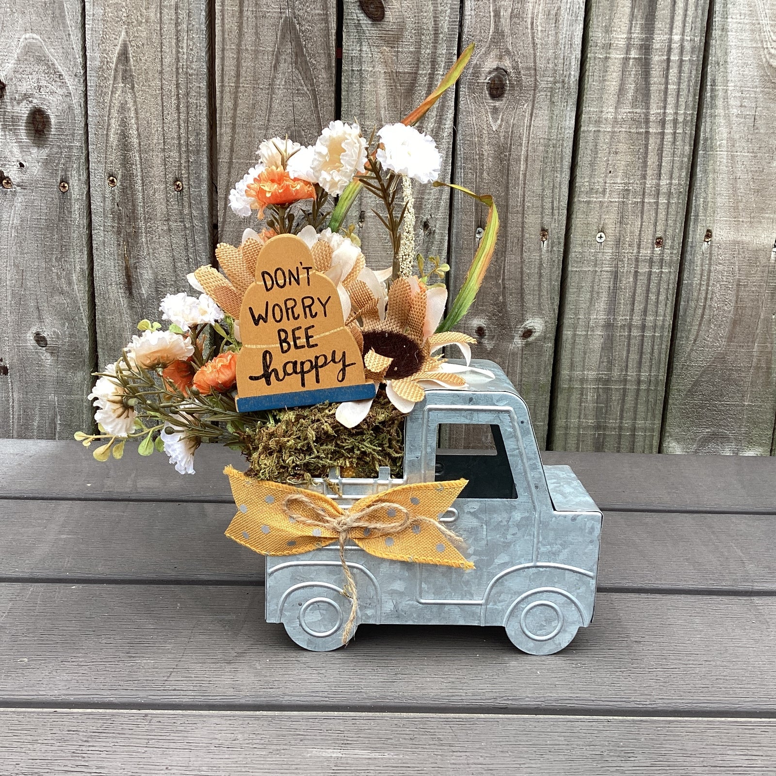 AGD  Spring Decor - Bee Happy Floral Galvanized Metal Truck Display