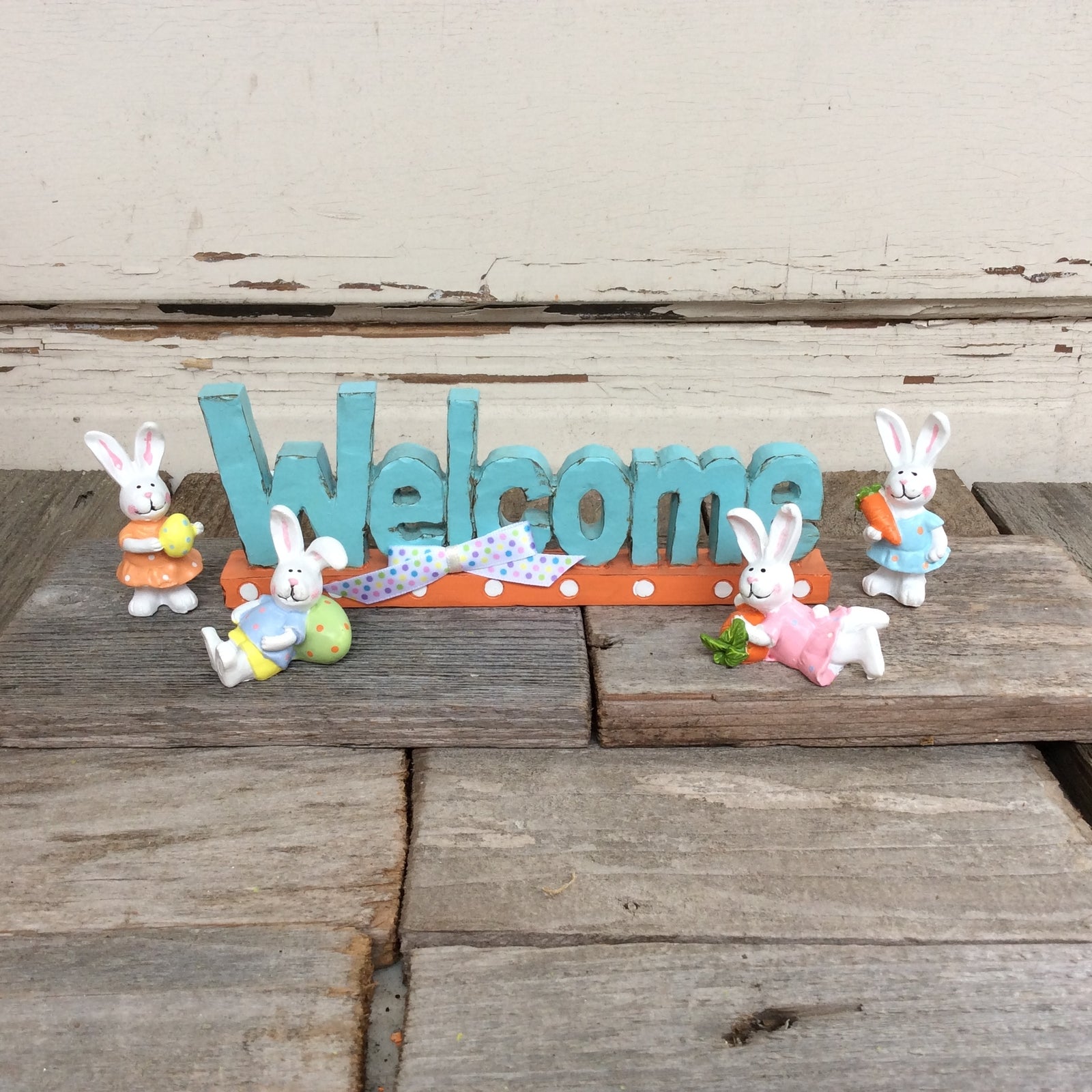 AGD Easter Decor - Welcome Sign with Miniature Bunnies