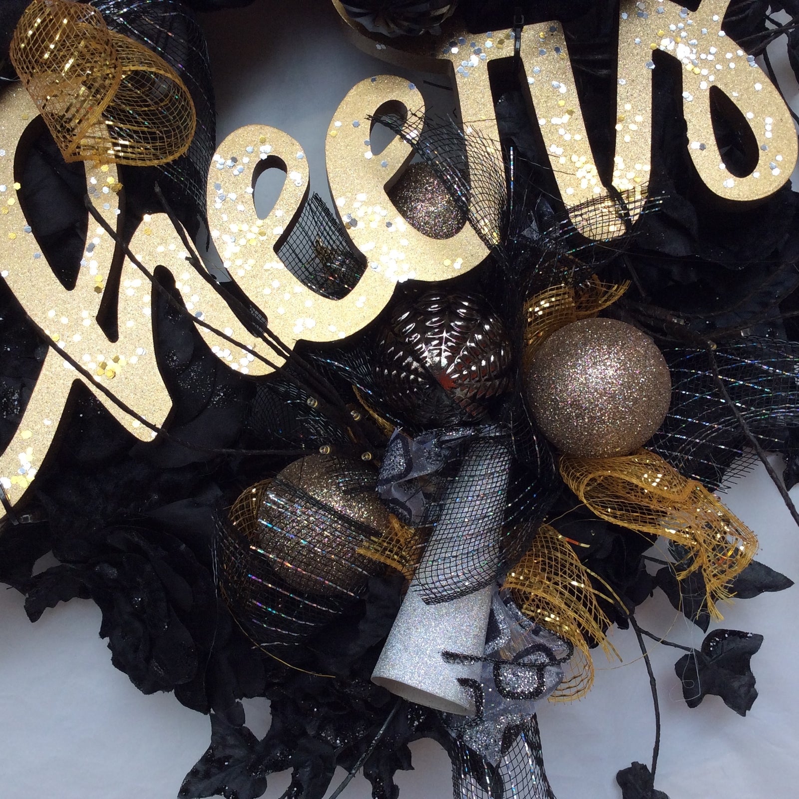 AG Designs New Years Decor - Elegant Cheers Black Rose Lighted Wreath