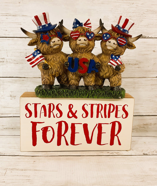 Patriotic Decor - July 4th Resin Highland Cow Trio Figurines w/Bonus Sign