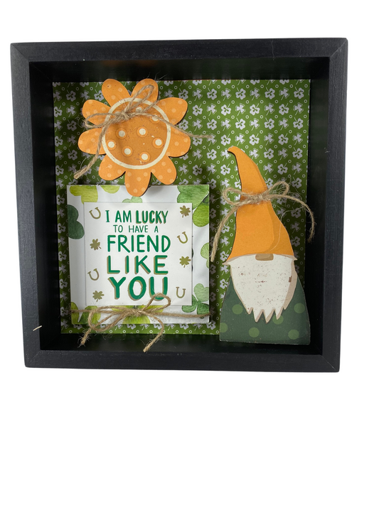 AGD St Patricks Decor - Lucky Friend Gnome Reversible Inset Box Sign