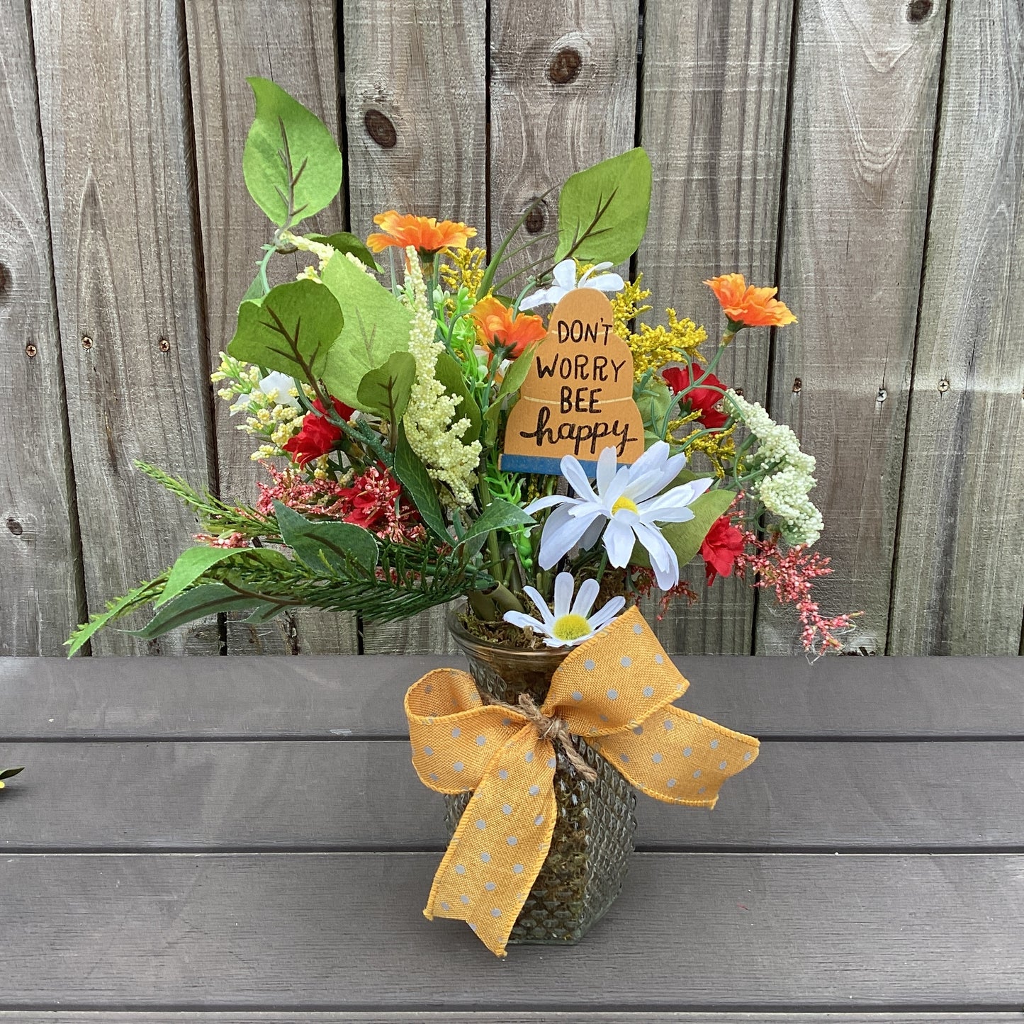 AGD  Spring Decor -Summer Flowers Bee Happy Floral Galvanized Metal Display