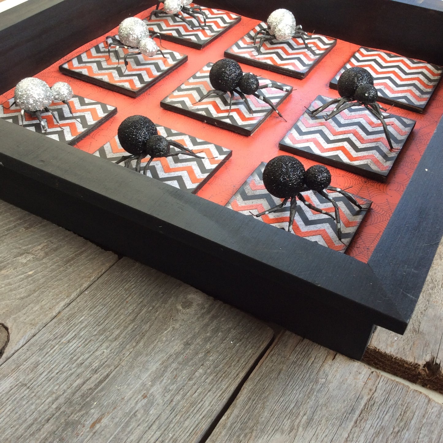 AGD Halloween Decor - Spider Tic Tac Toe Board Game