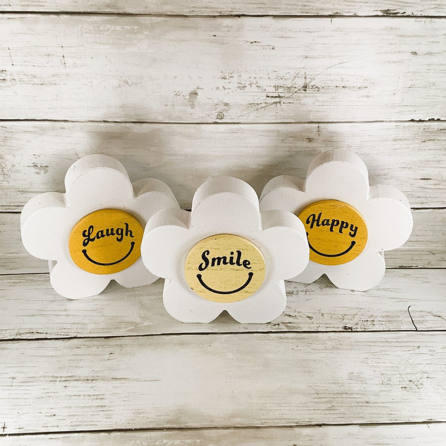 AGD Summer Decor - Smiley Face Happy Wood Flowers Sitter 3pc Set