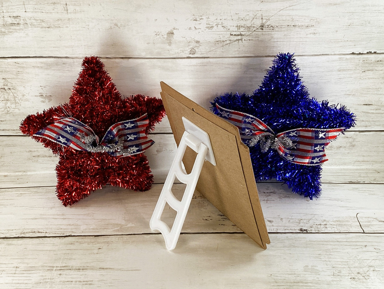 AGD Patriotic Decor - July 4th Land I Love Tinsel Firecracker Party Supply