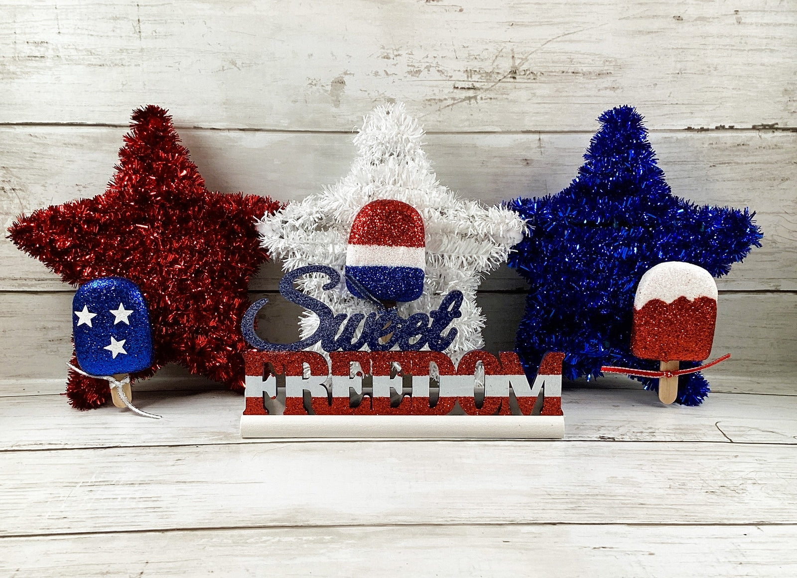 AGD Patriotic Decor -Sweet Freedom Popsicle Tinsel Stars Party Display