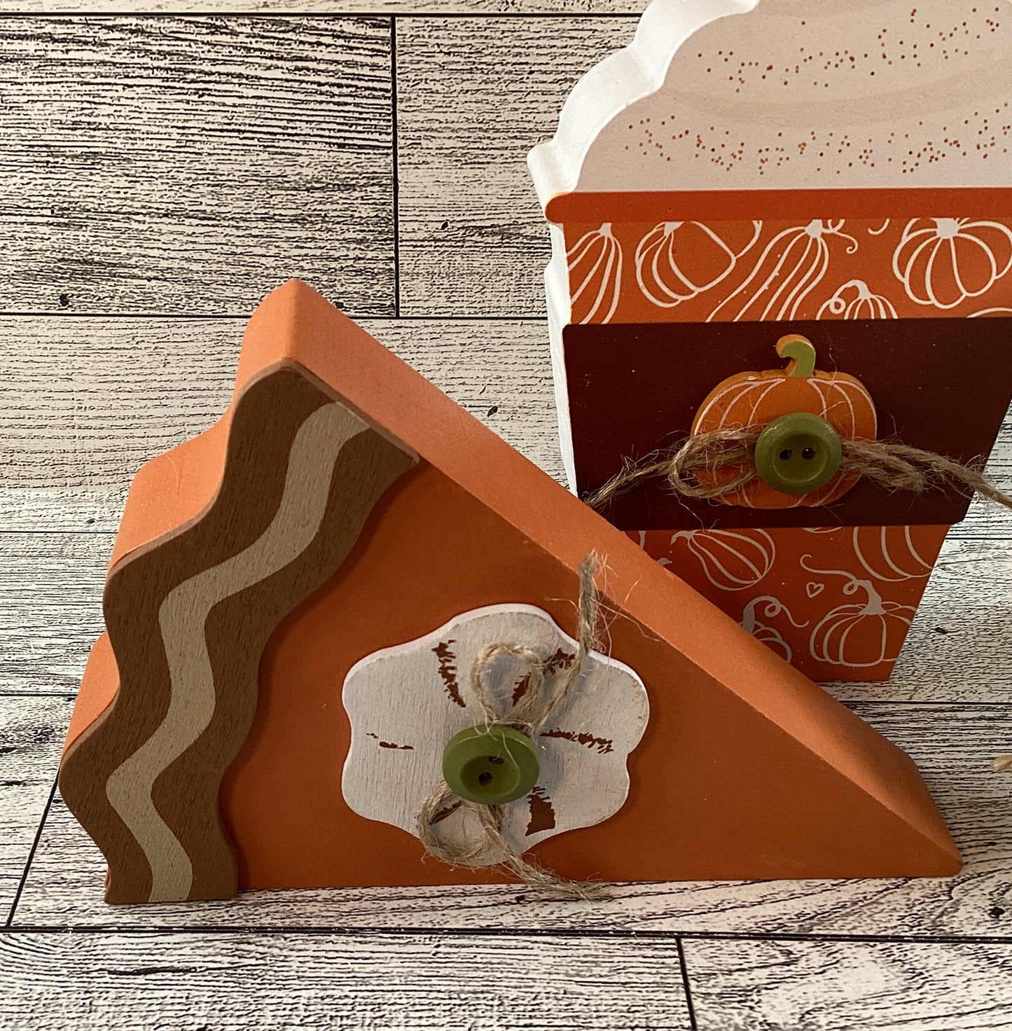 AGD Fall Decor - Chunky Hello Pumpkin Pie Spice Coffee Sign Tier Tray Set