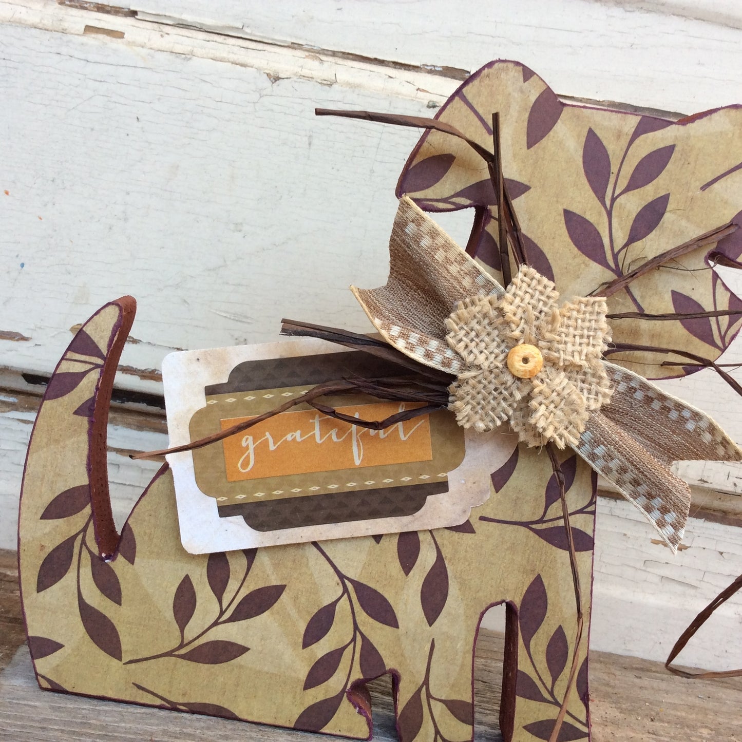 AGD Fall Decor - Grateful Harvest Prim Dog Display