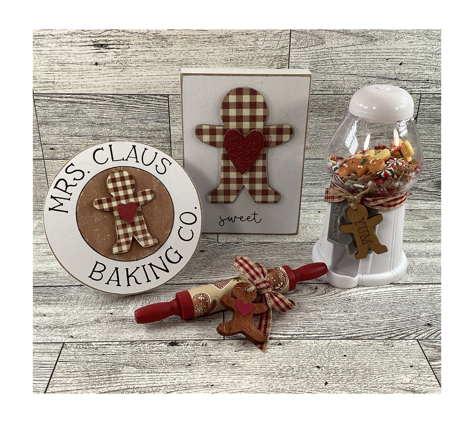 AGD Christmas Decor - Easel Sign Gingerbread Gumball Rolling Pin Tier Tray 4pc