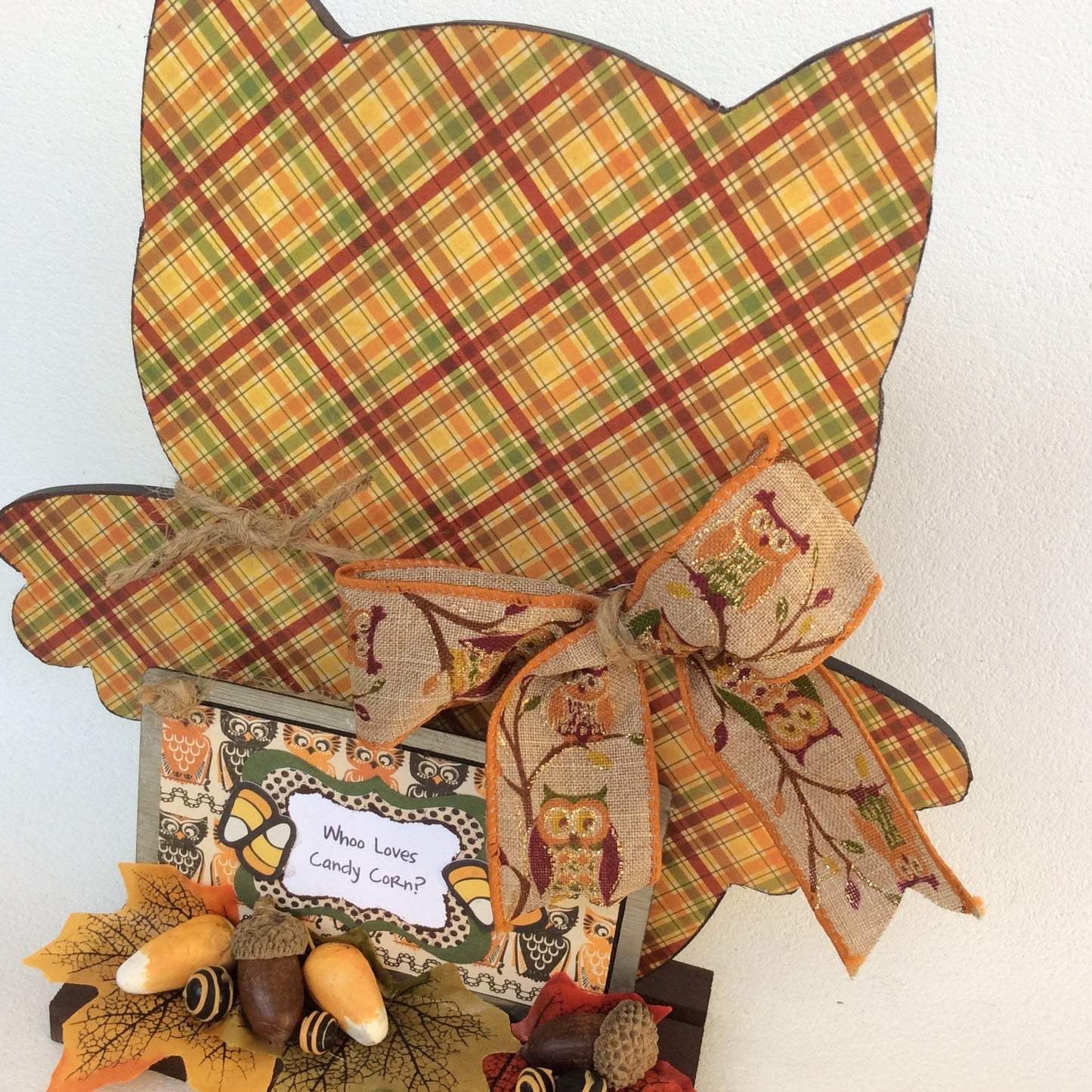 AGD Fall Decor - Whoo Loves Candy Corn Owl Tabletop Display