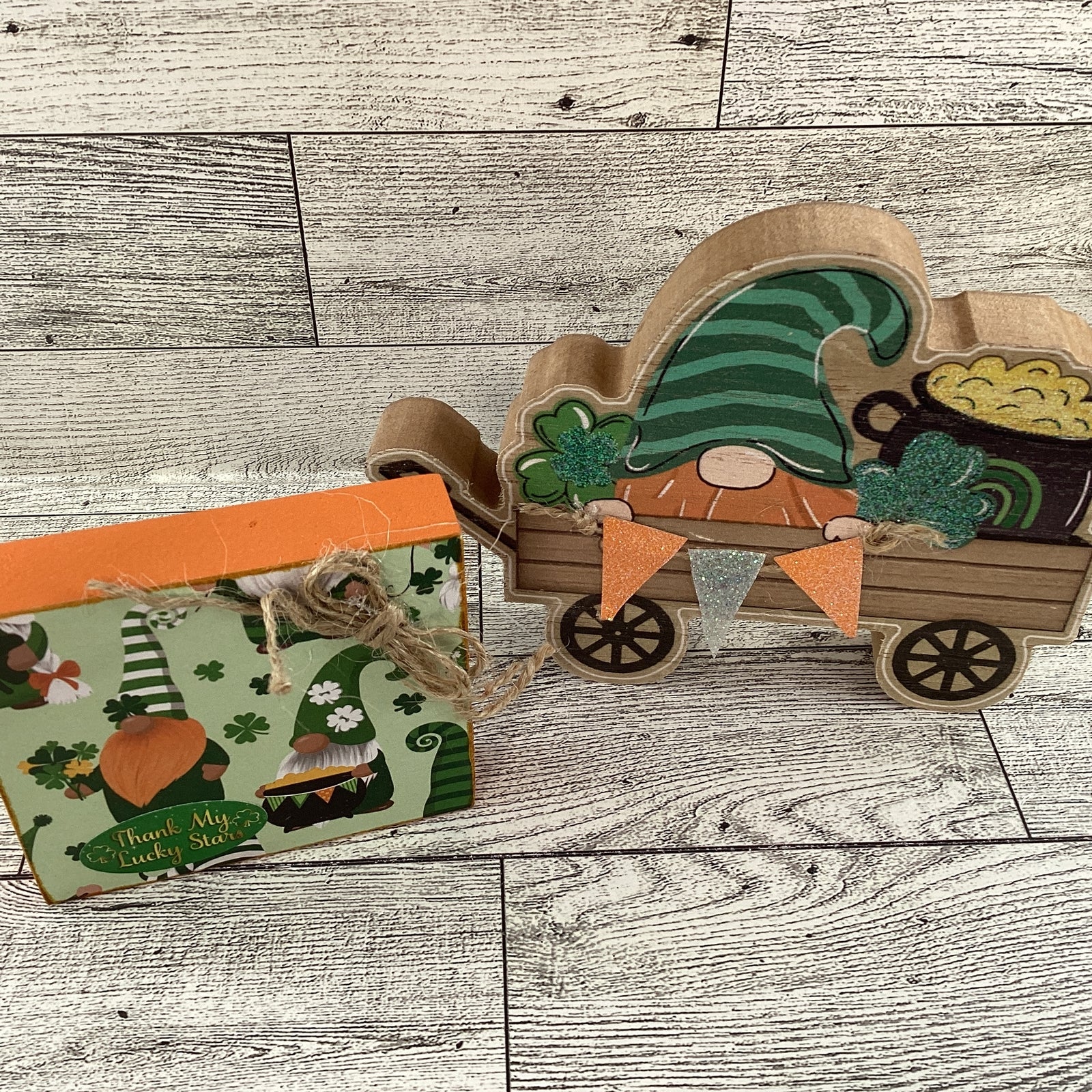 AGD St Patrick's Decor - Lucky Stars Gnome Chunky Wagon Sign 2pc Set