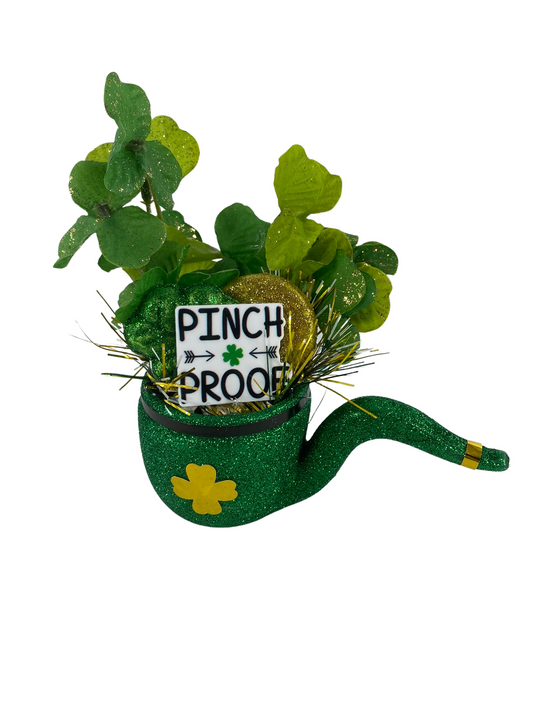 AGD St Patrick's Decor - Pinch Proof Irish Mini Leprechaun Pipe Display